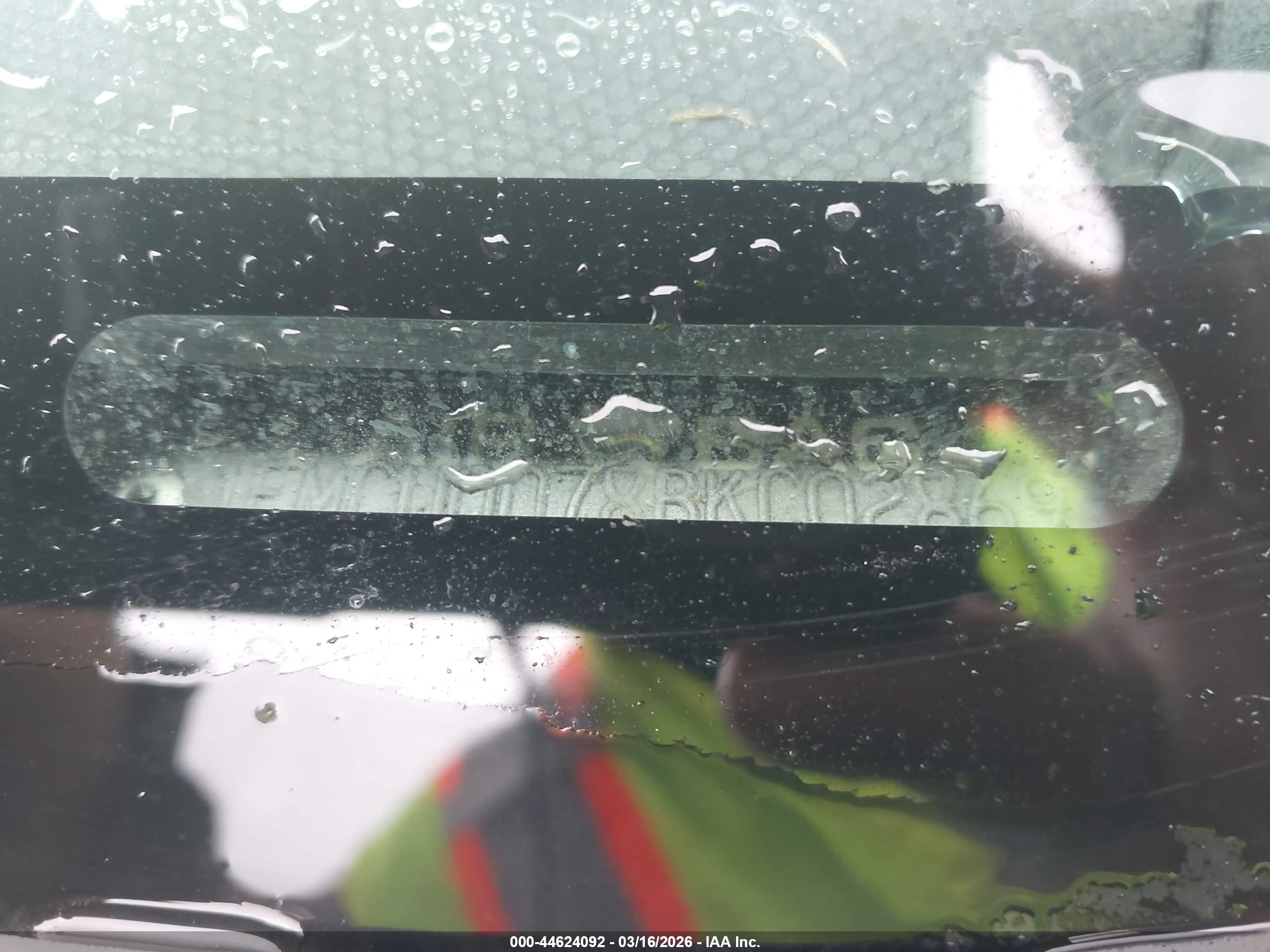 FORD ESCAPE image 9