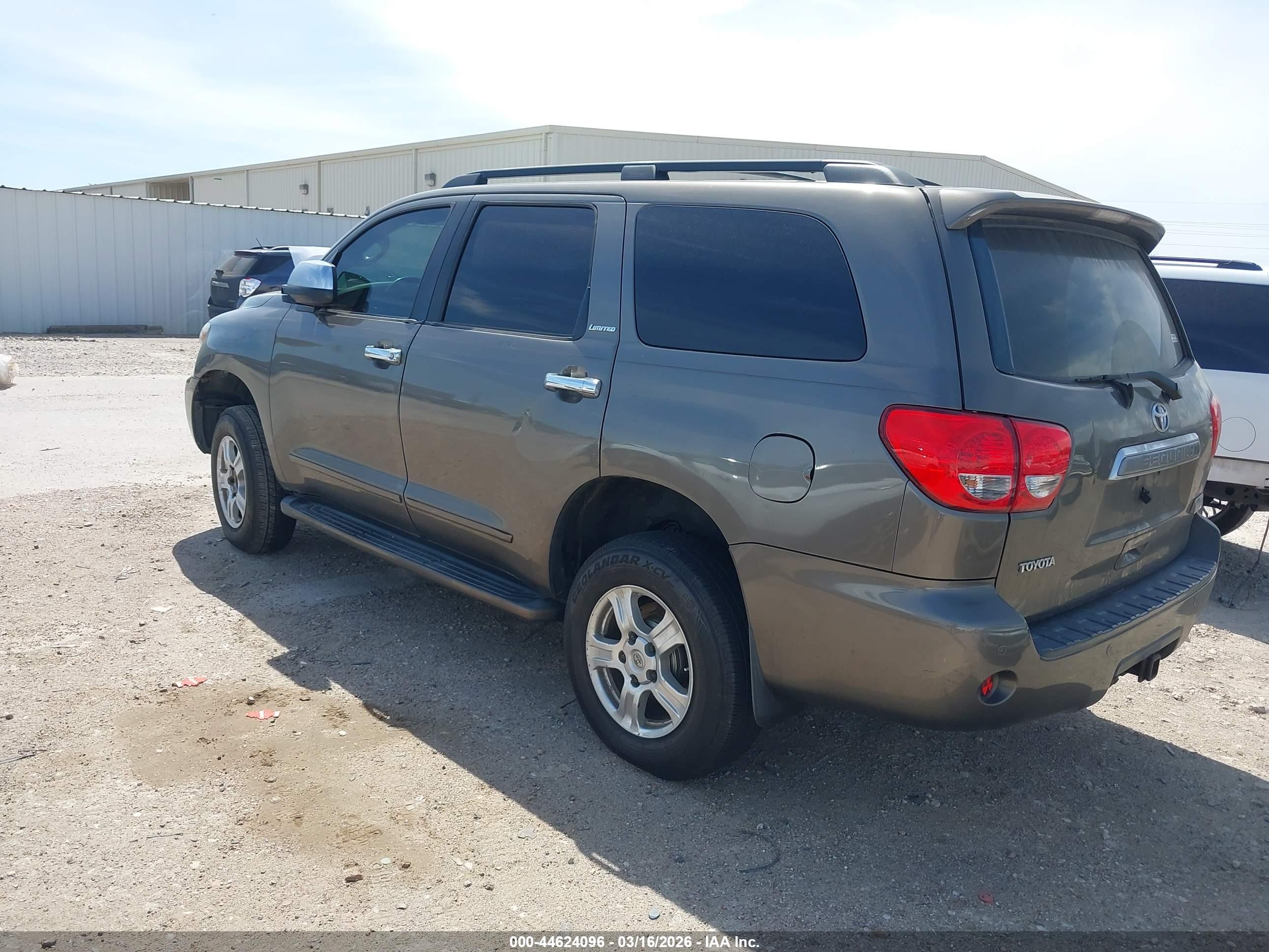 TOYOTA SEQUOIA image 3