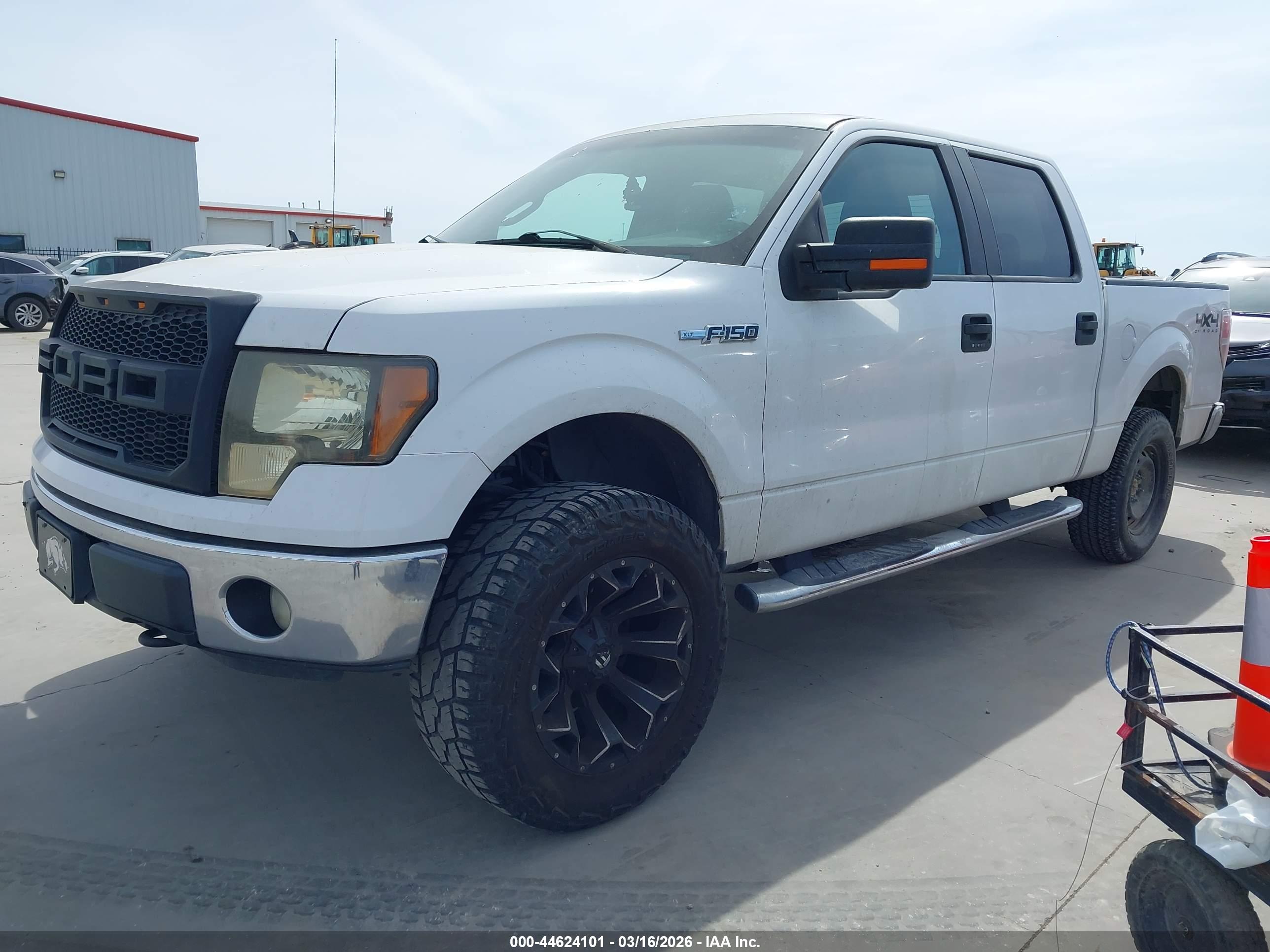 FORD F-150 image 2