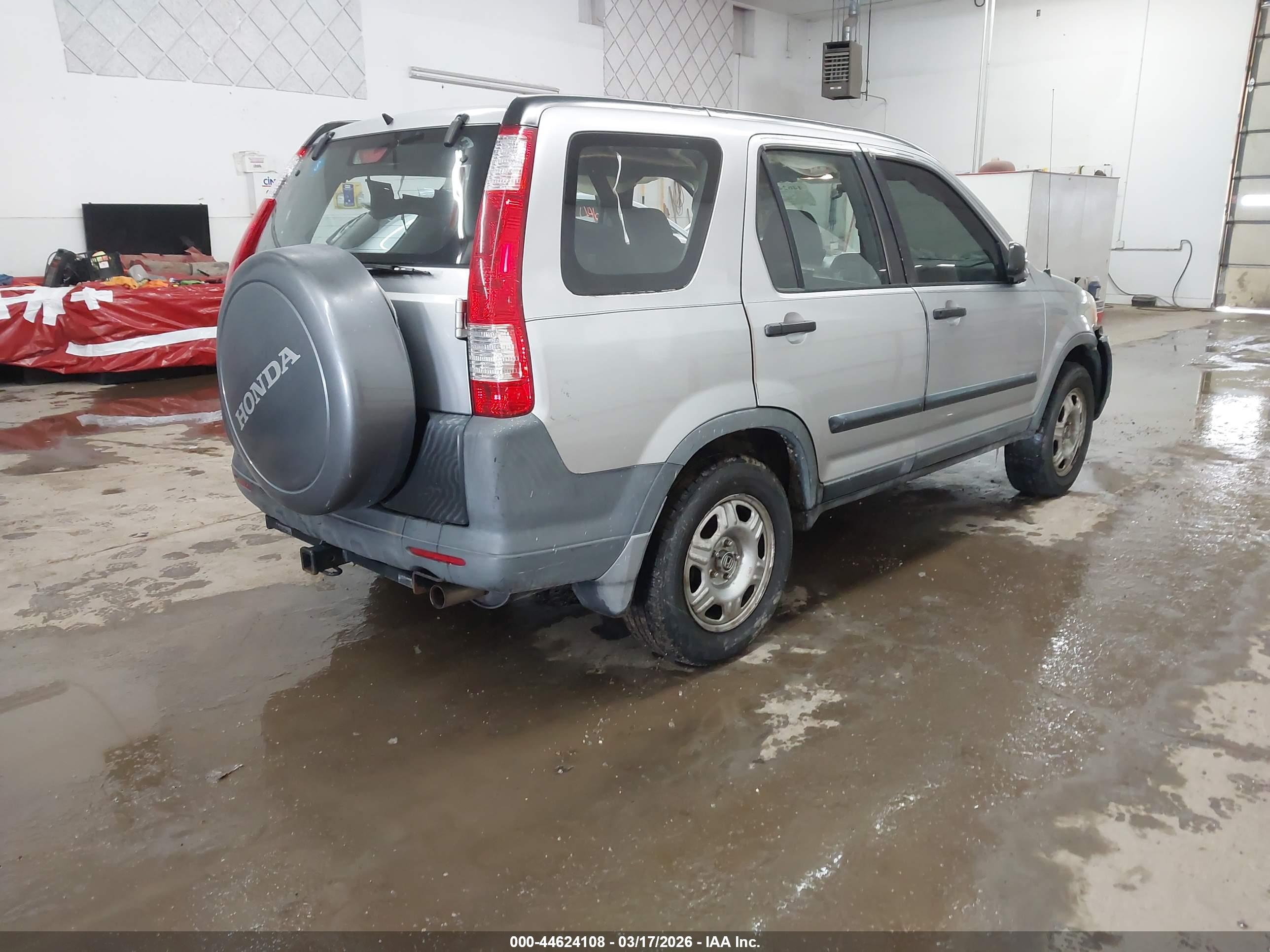 HONDA CR-V image 4