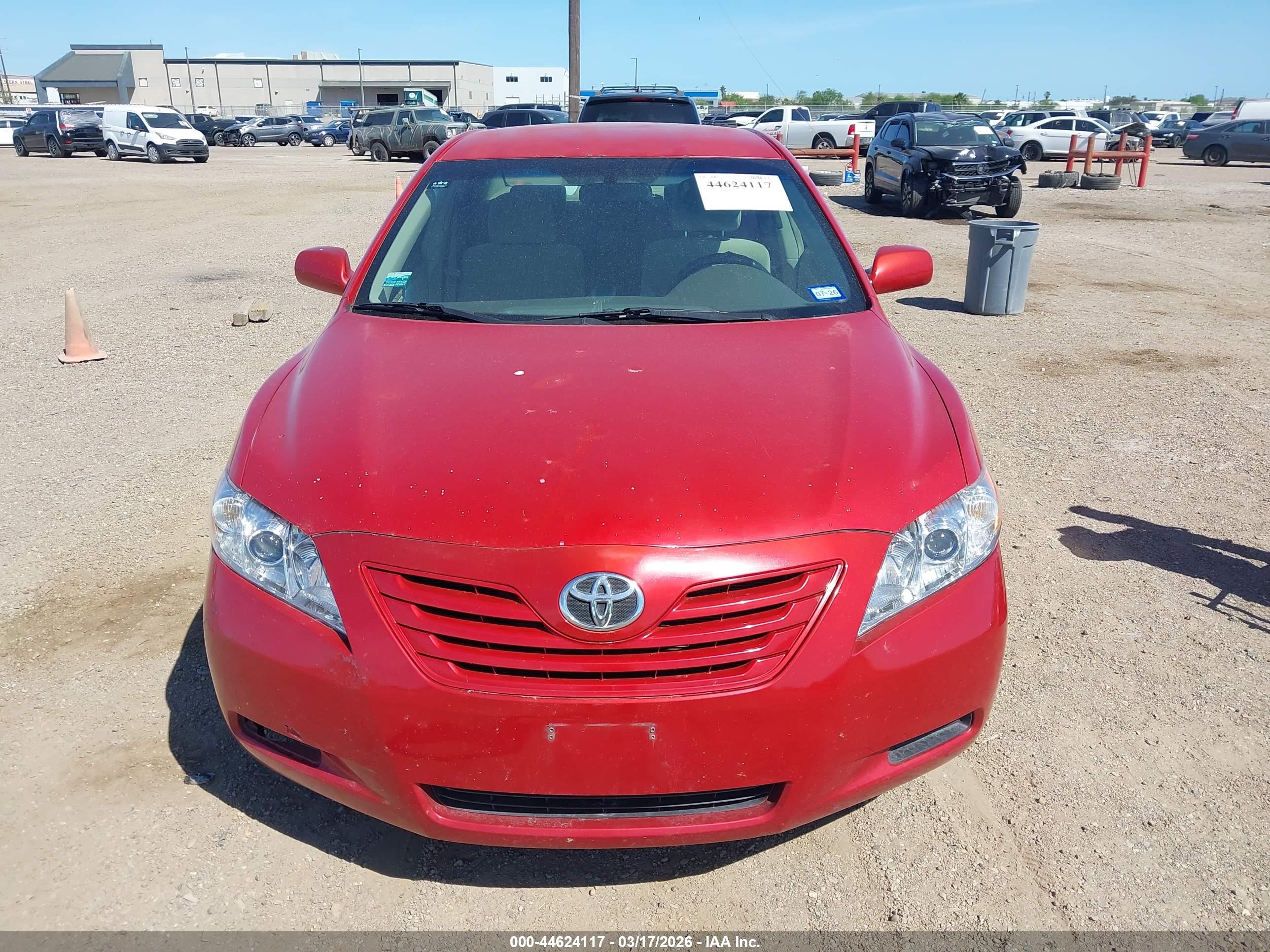 TOYOTA CAMRY image 6
