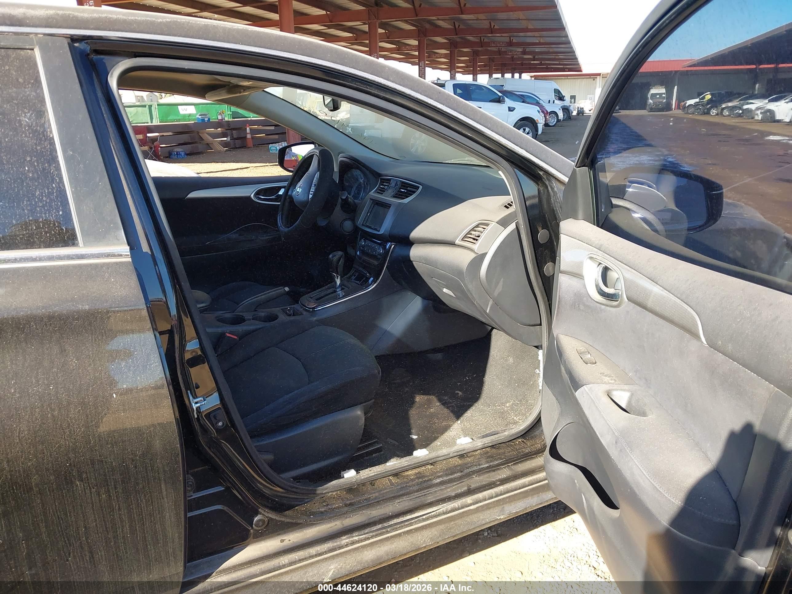 NISSAN SENTRA image 5