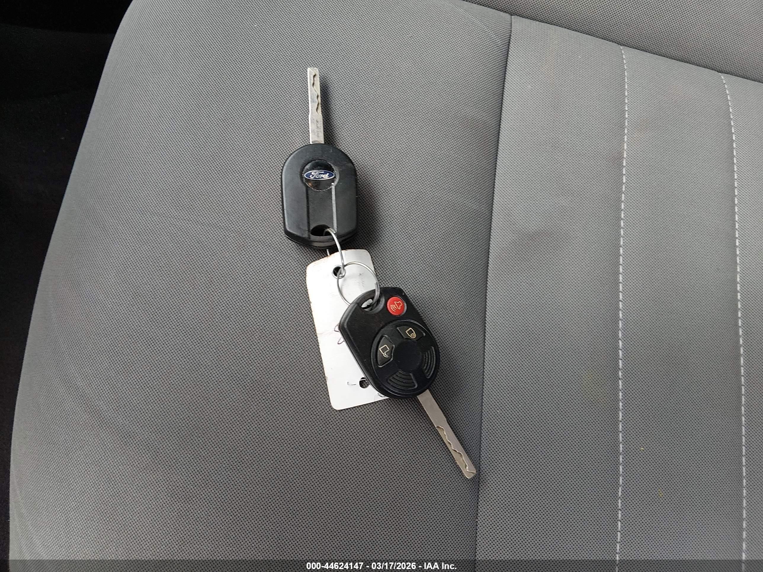 FORD ESCAPE image 11