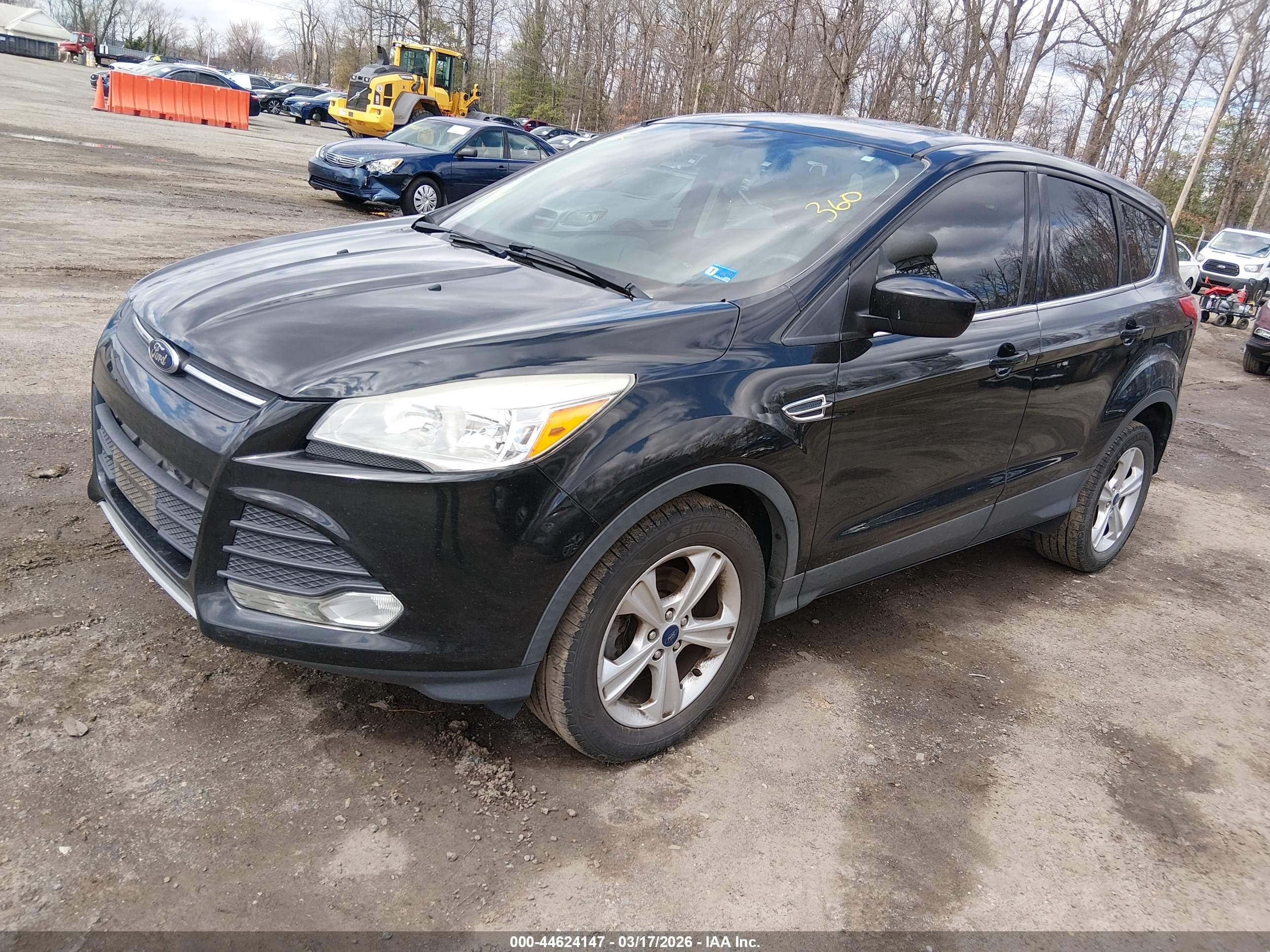 FORD ESCAPE image 2