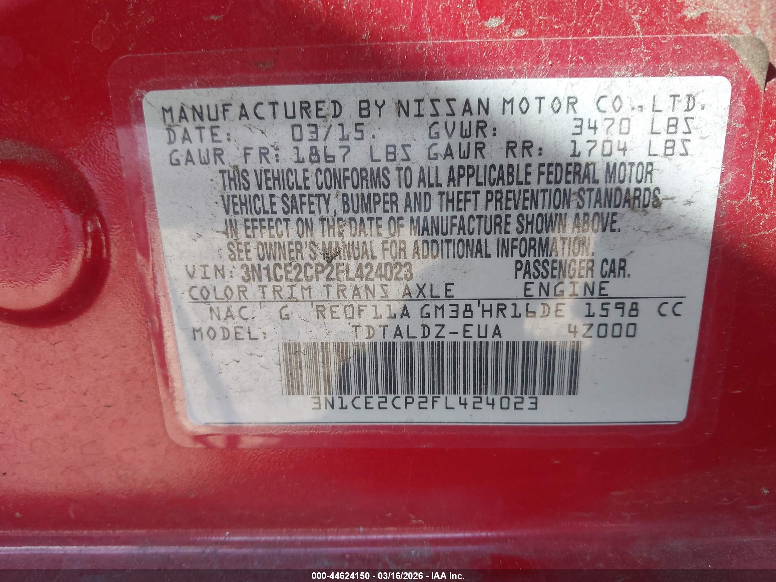 NISSAN VERSA image 9