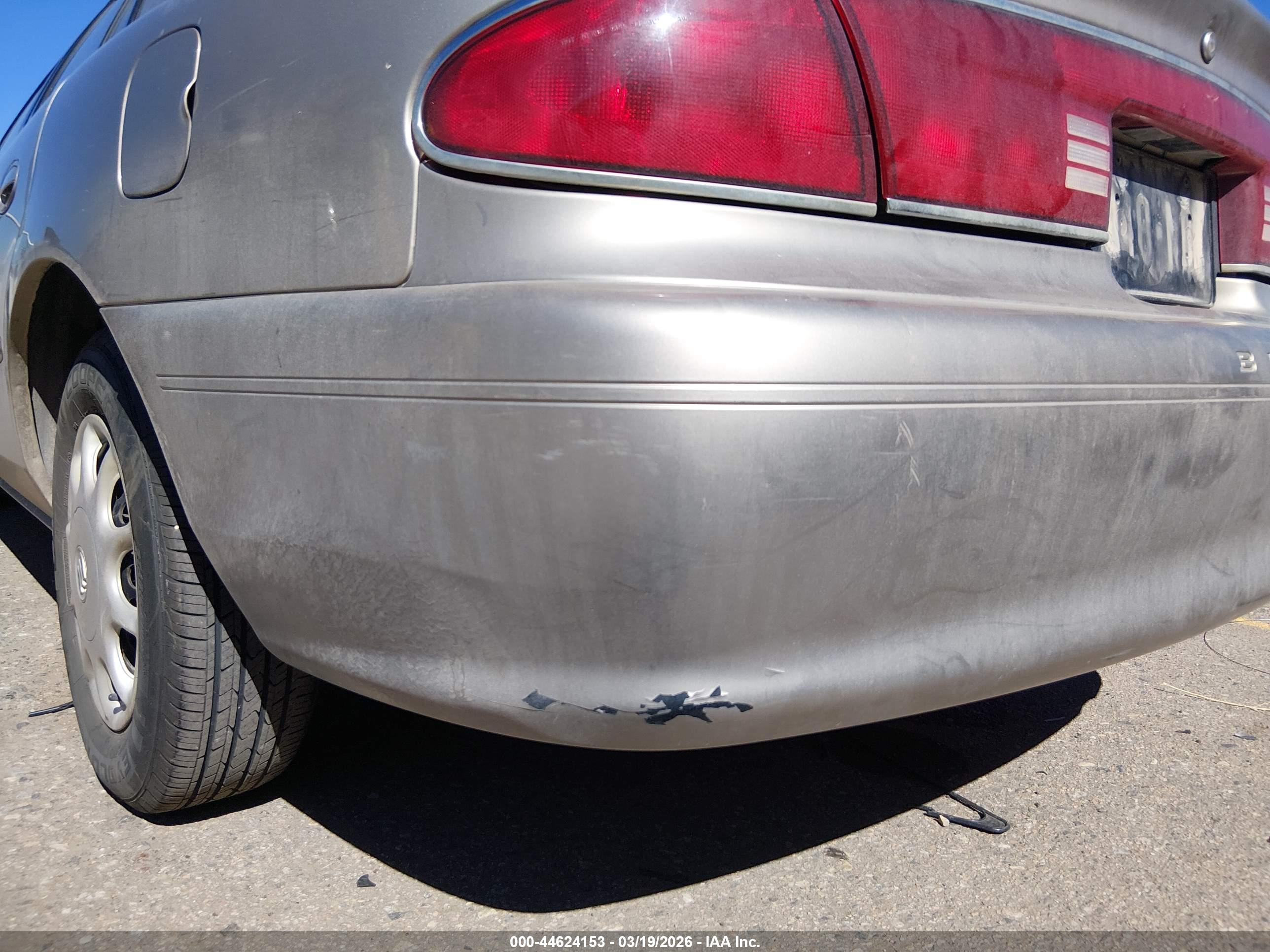 BUICK CENTURY image 6