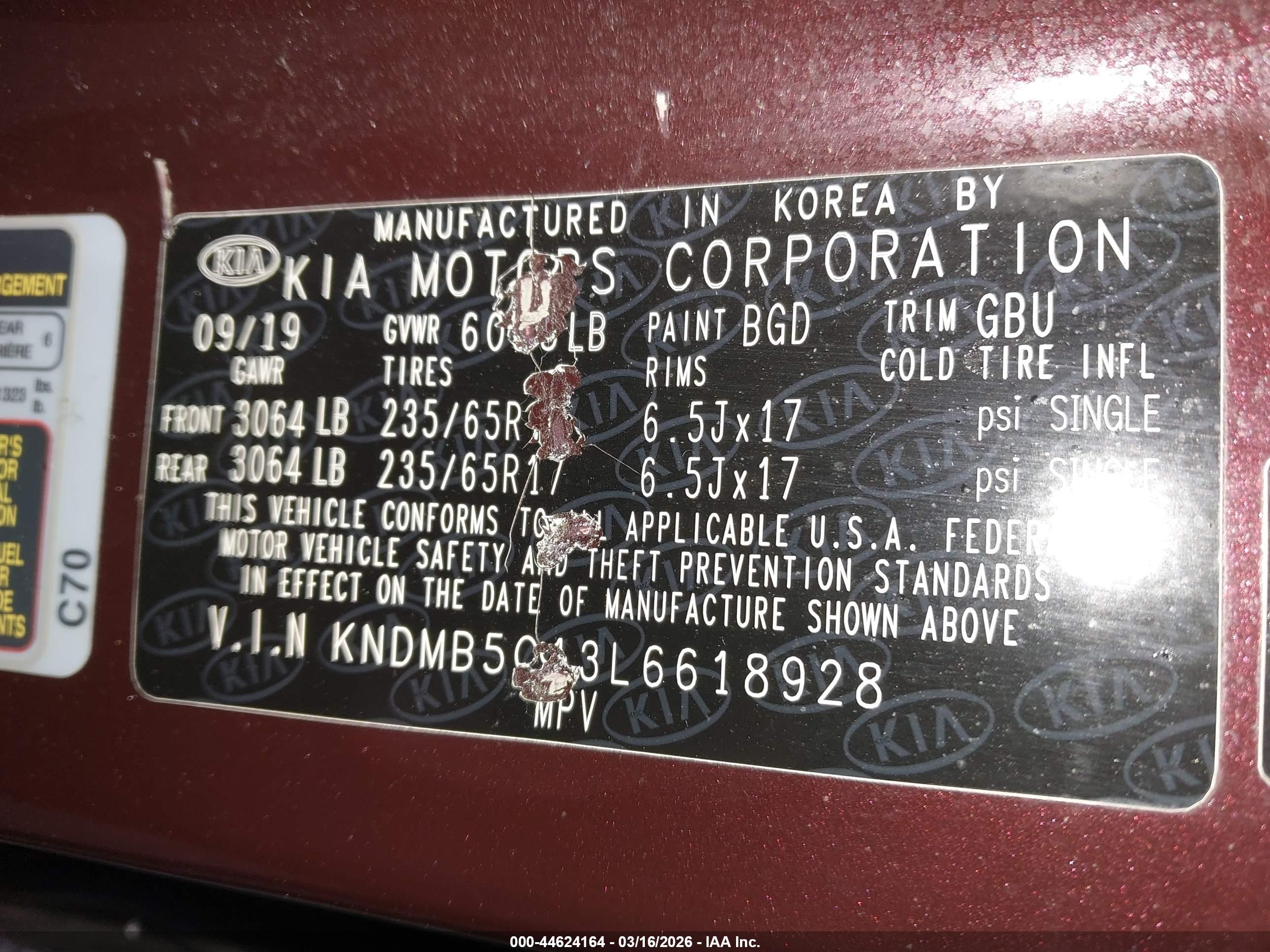 KIA SEDONA image 9