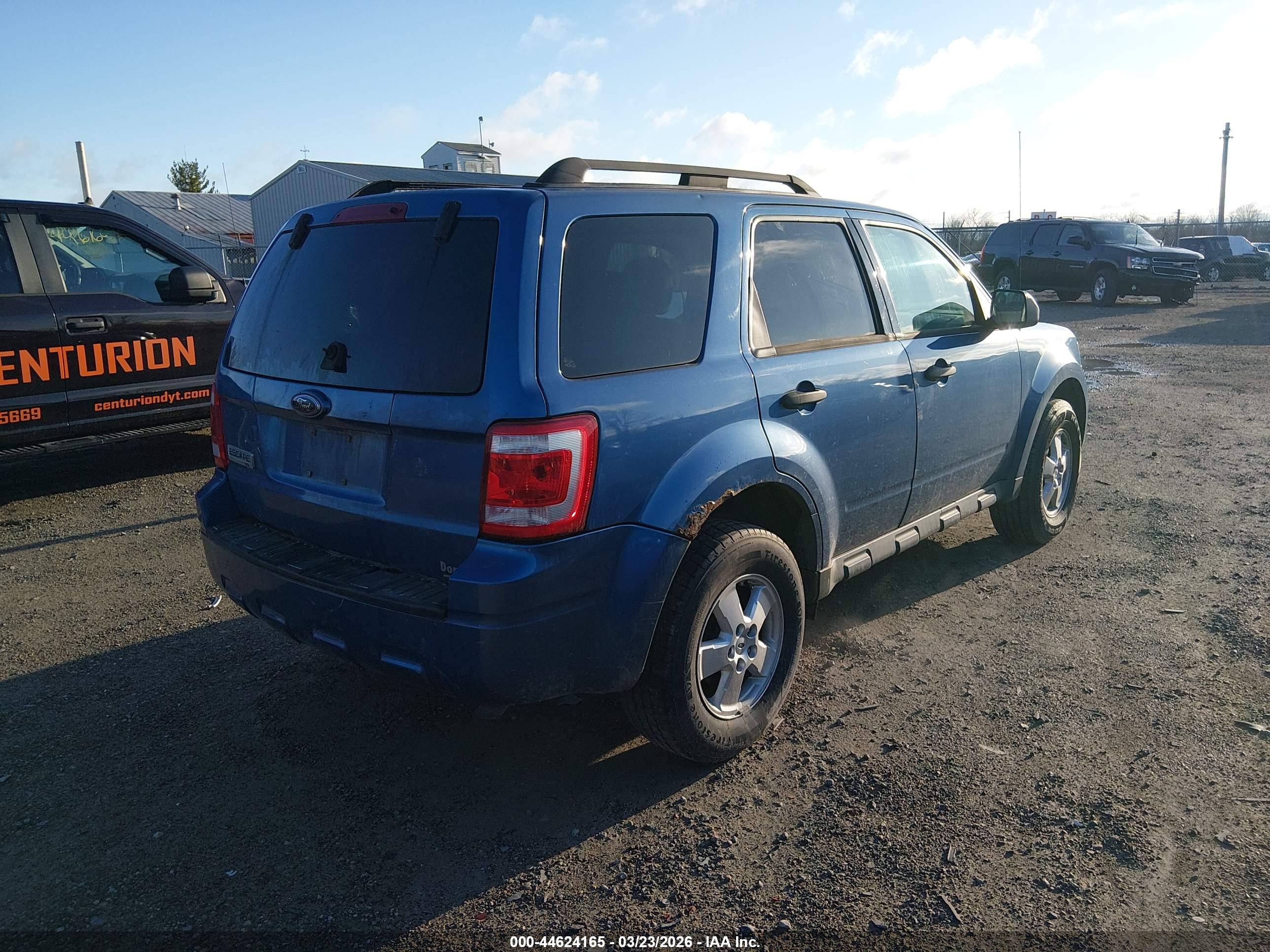 FORD ESCAPE image 4