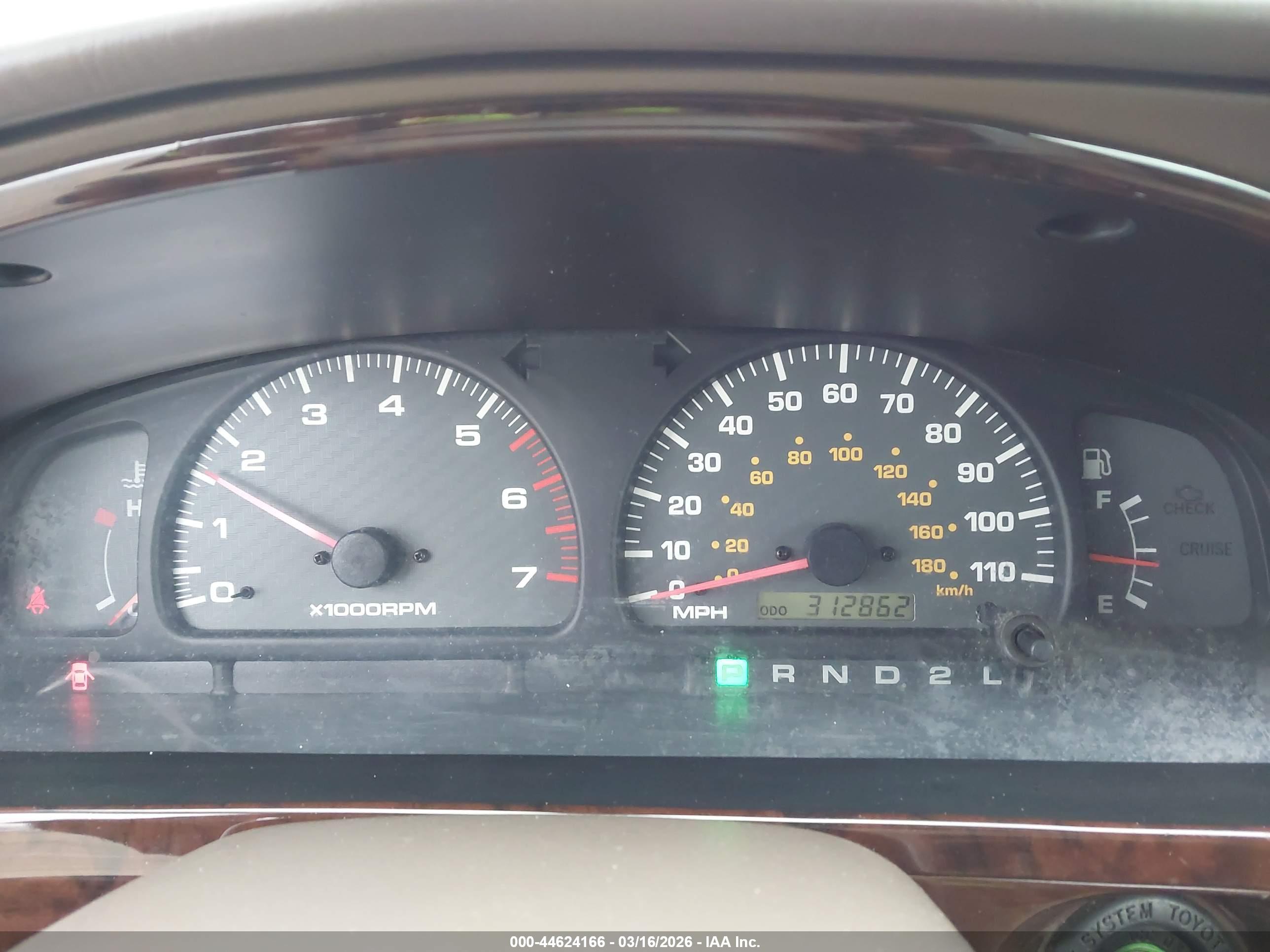 TOYOTA 4RUNNER image 7