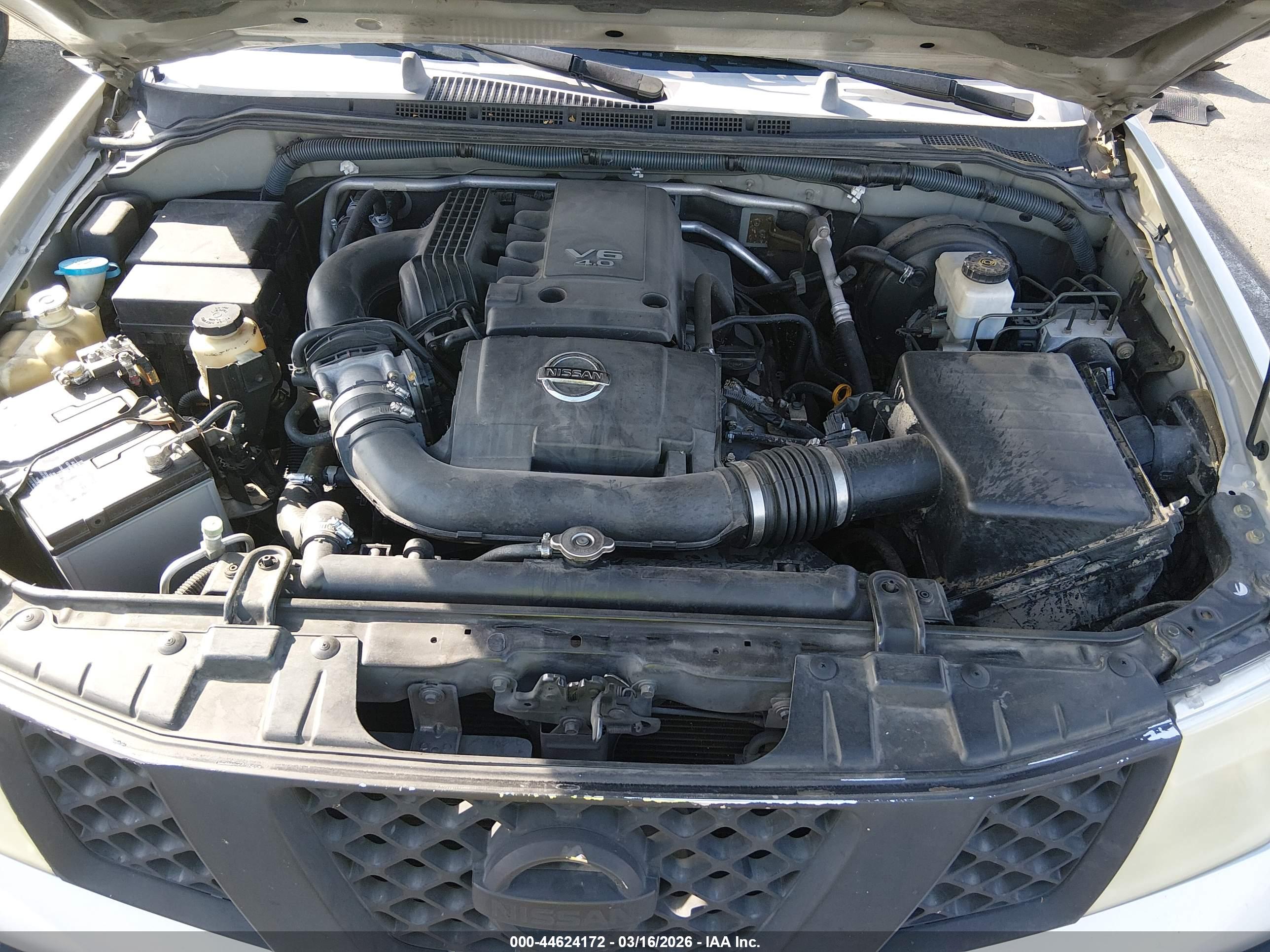 NISSAN FRONTIER image 10