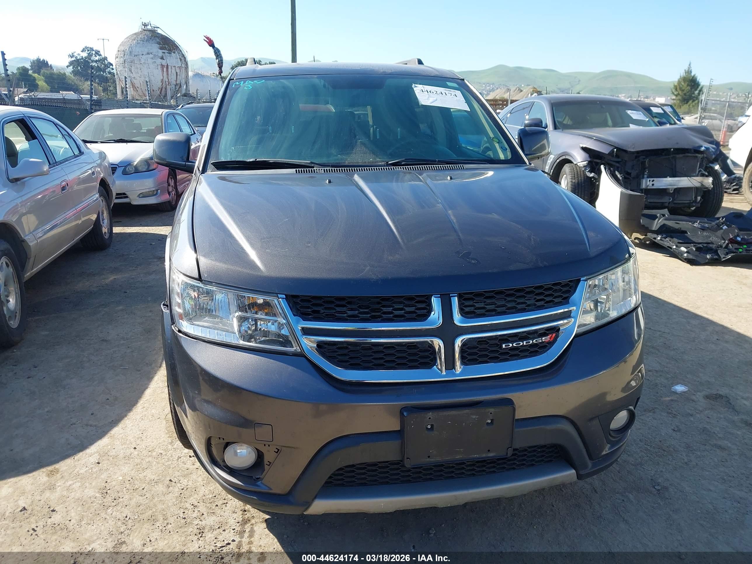 DODGE JOURNEY image 6