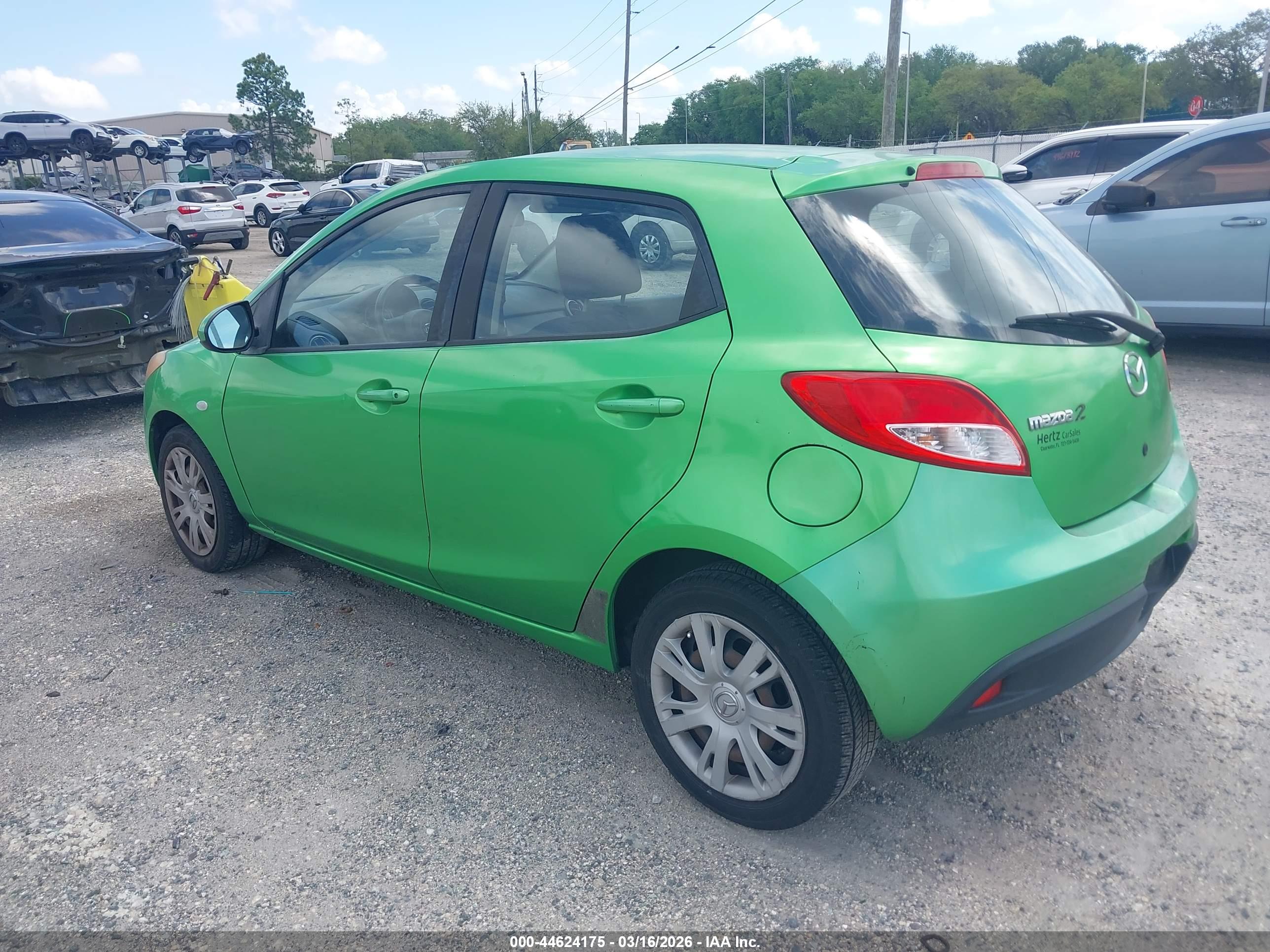 MAZDA MAZDA2 image 3