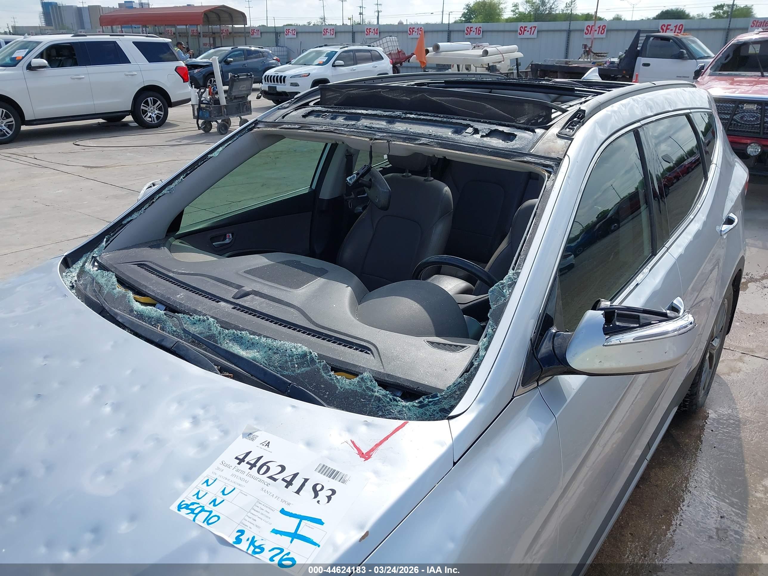 HYUNDAI SANTA image 6