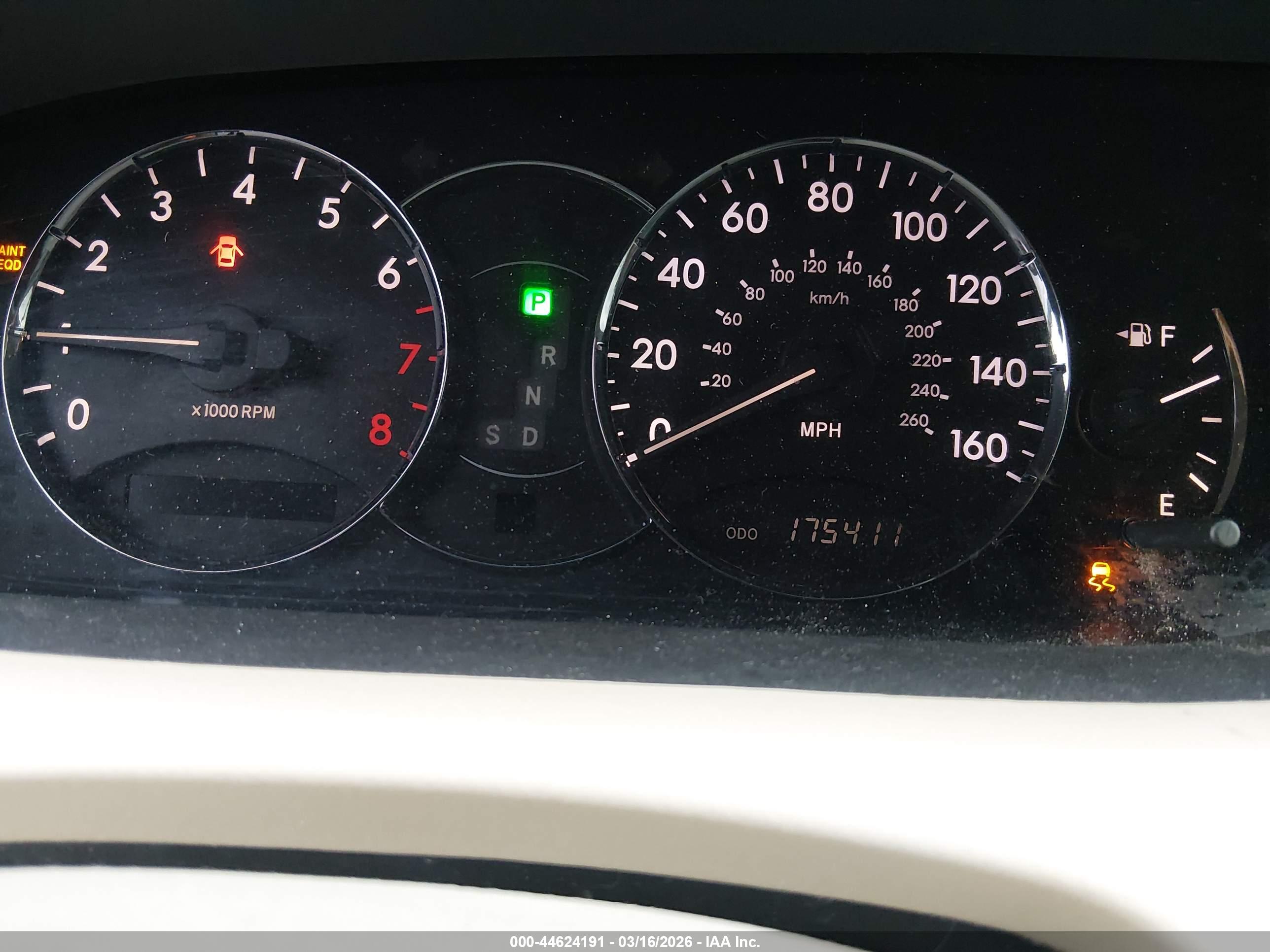 TOYOTA AVALON image 7