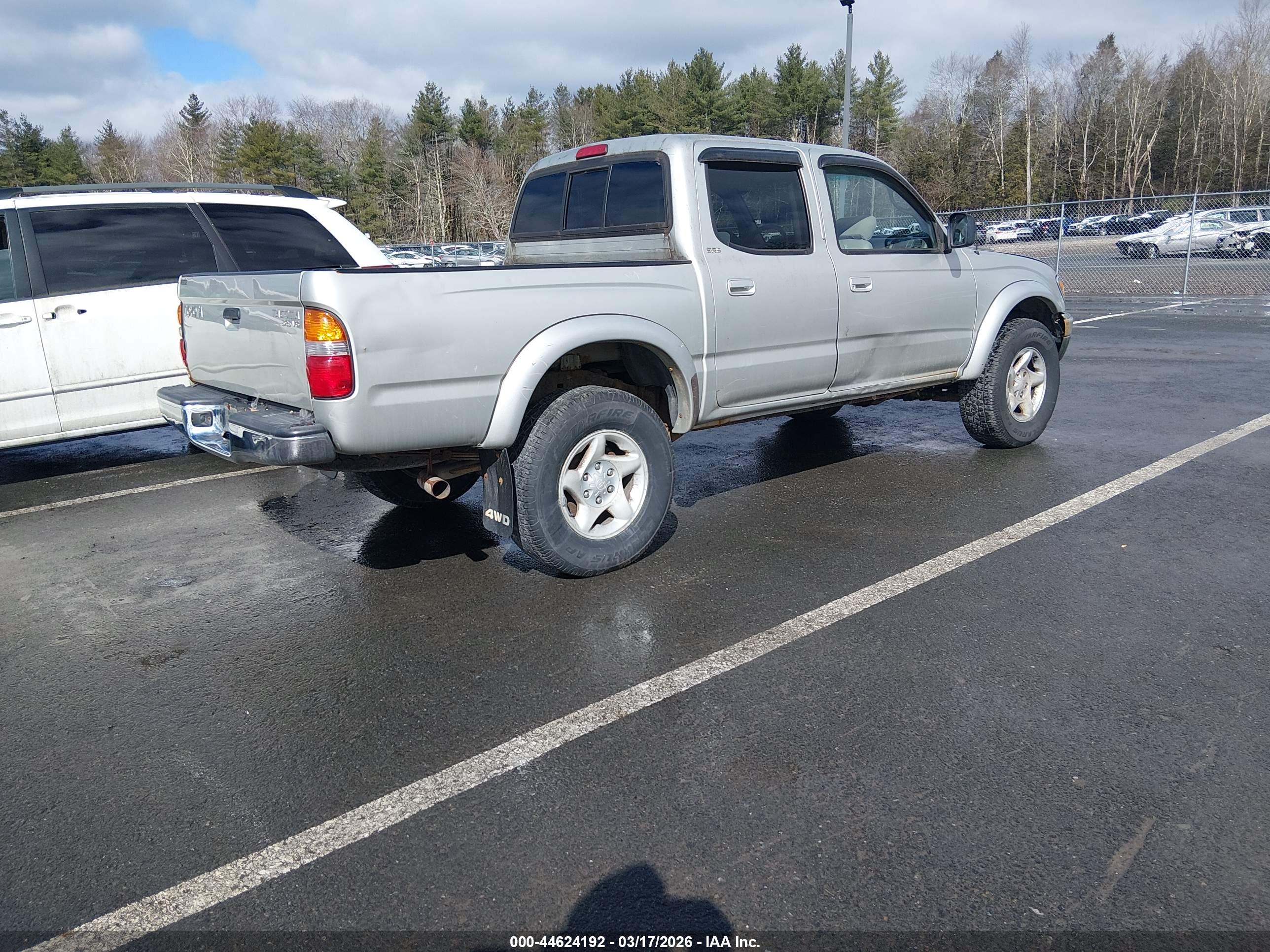 TOYOTA TACOMA image 4