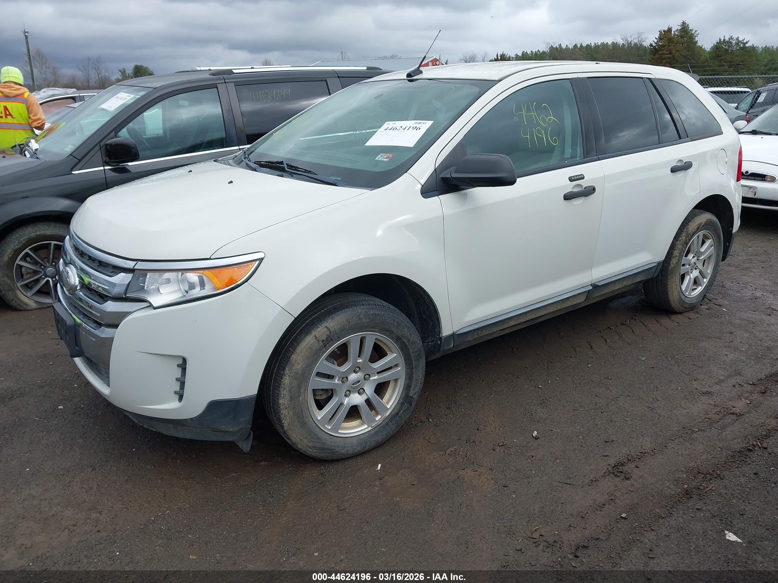 FORD EDGE image 2