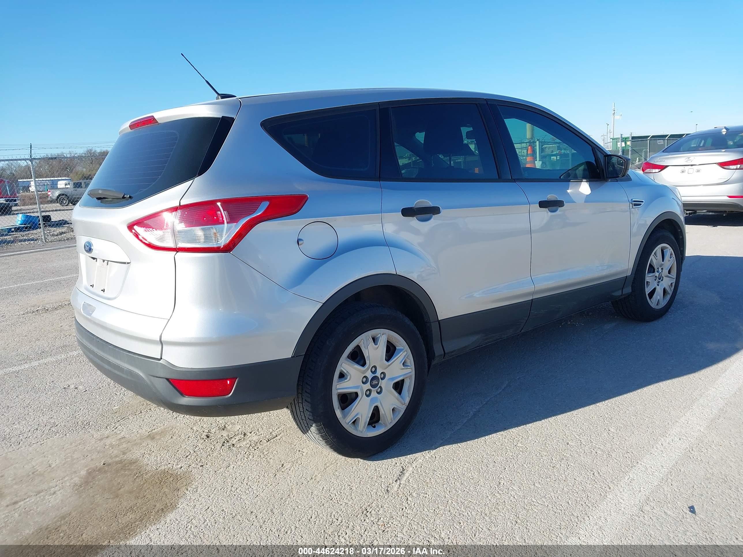 FORD ESCAPE image 4