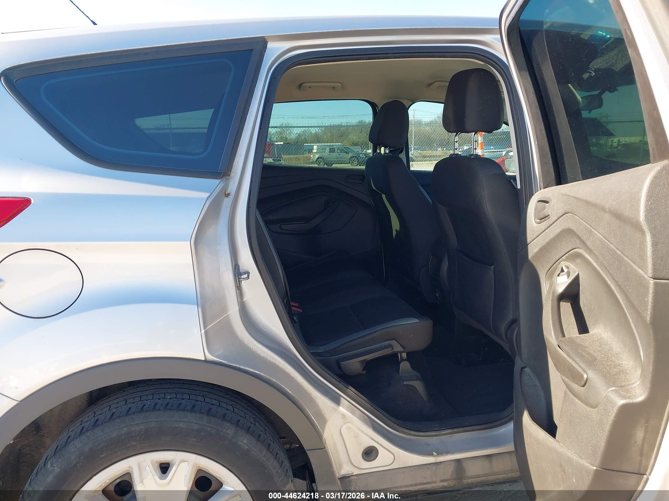 FORD ESCAPE image 8