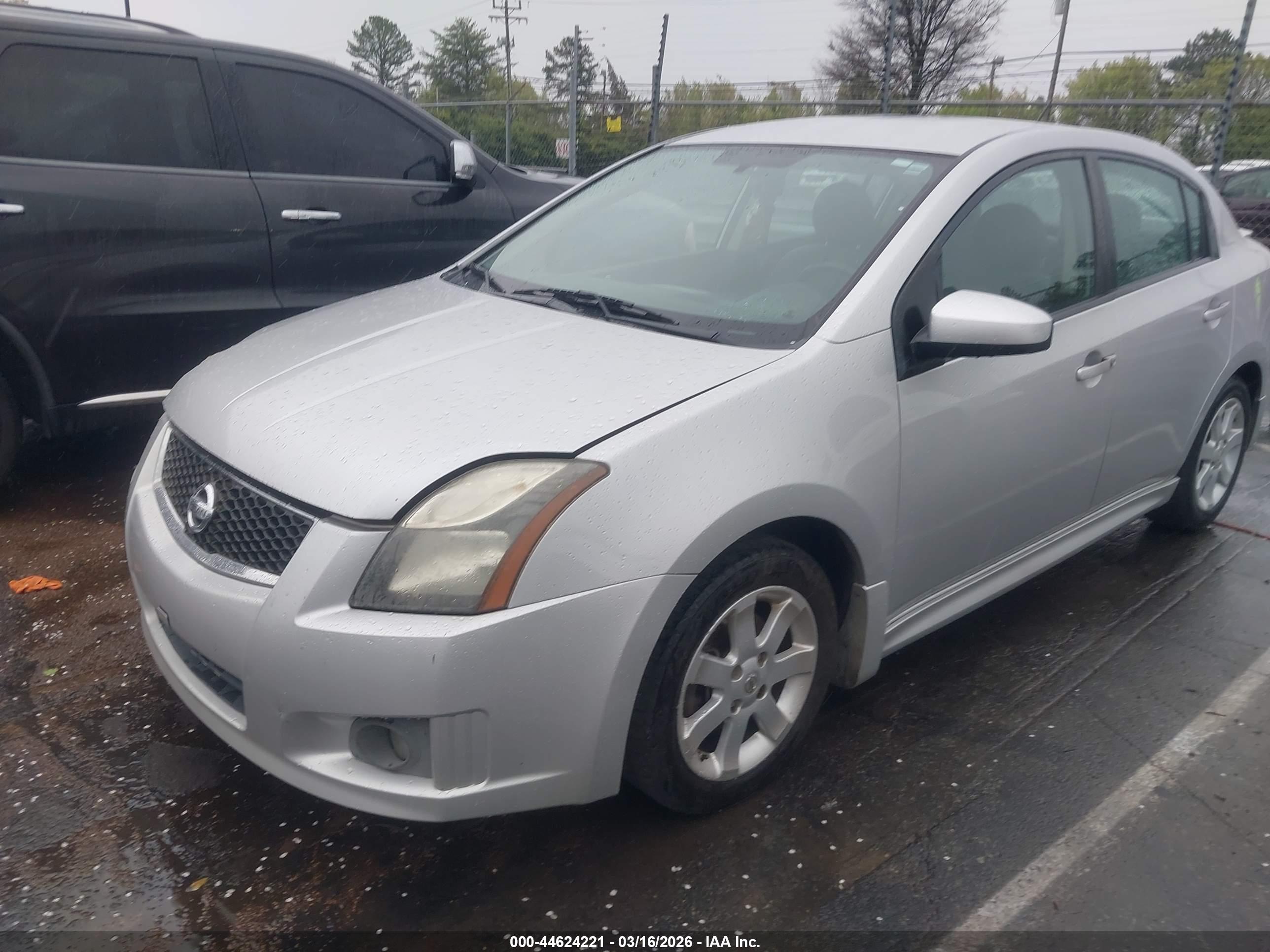 NISSAN SENTRA image 2