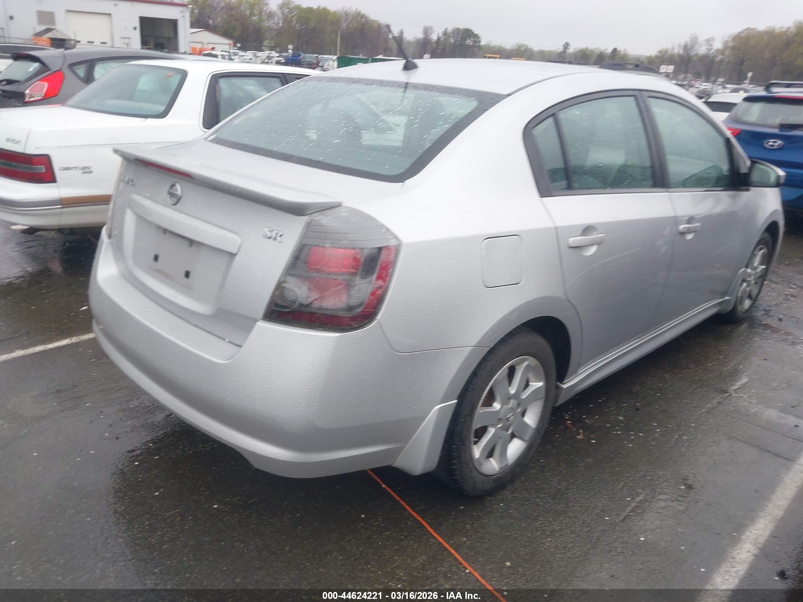 NISSAN SENTRA image 4