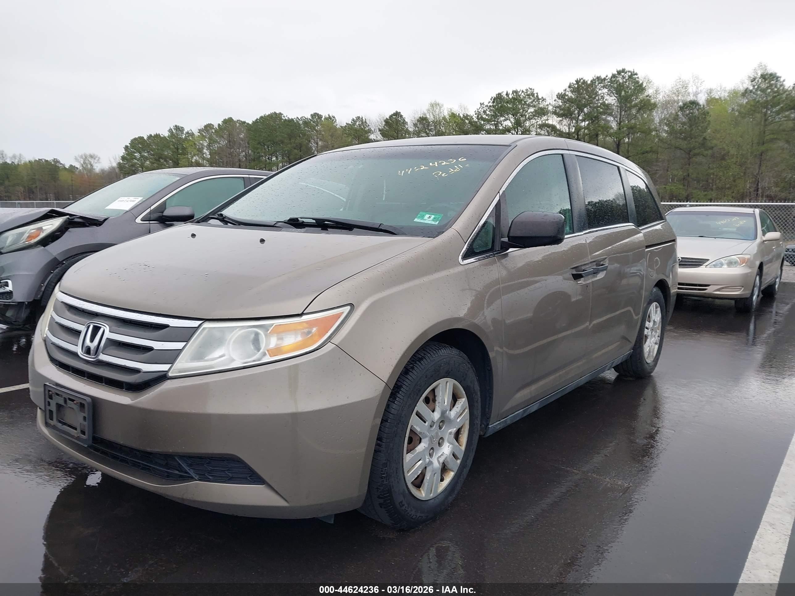 HONDA ODYSSEY image 2