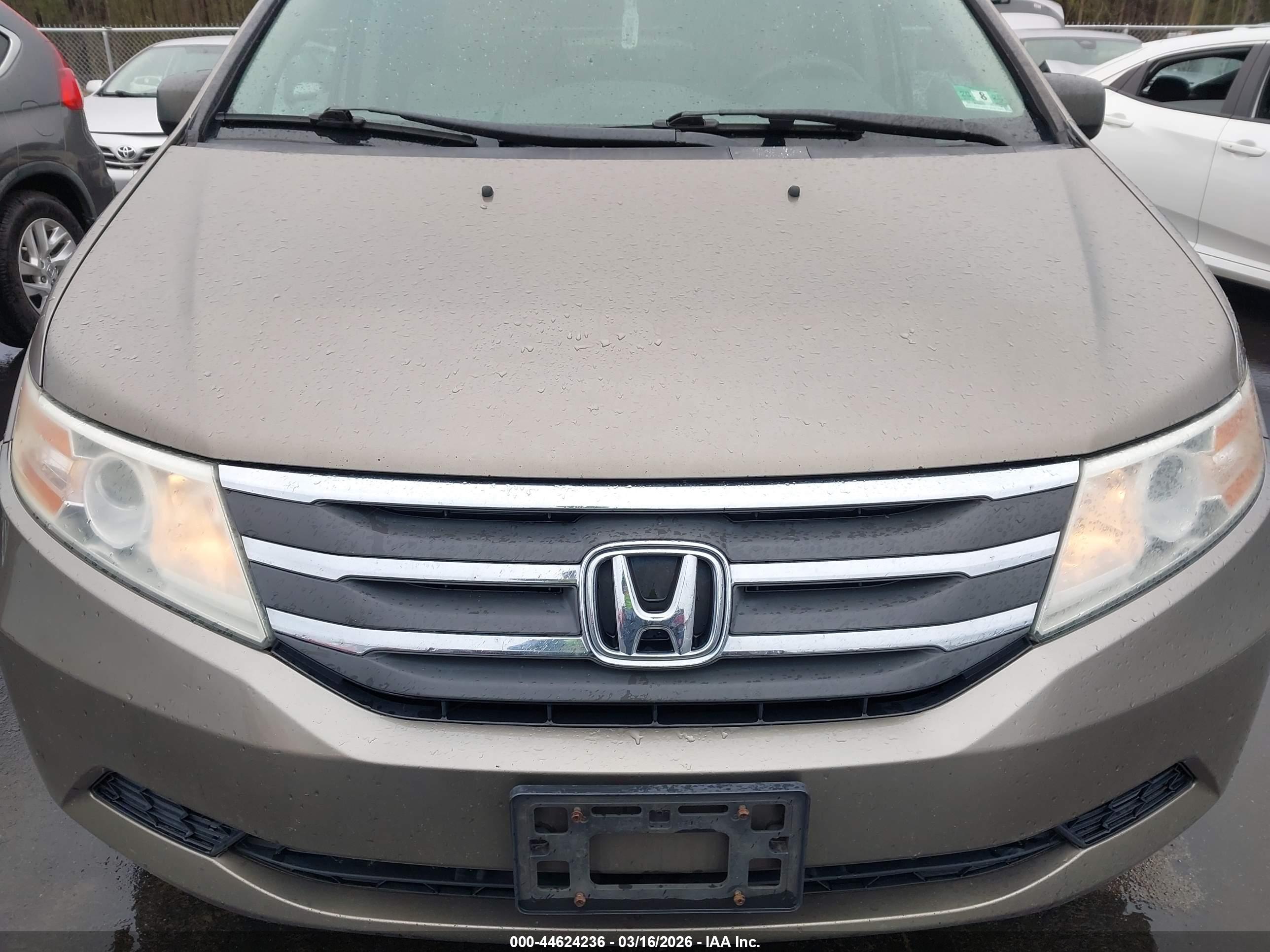 HONDA ODYSSEY image 6