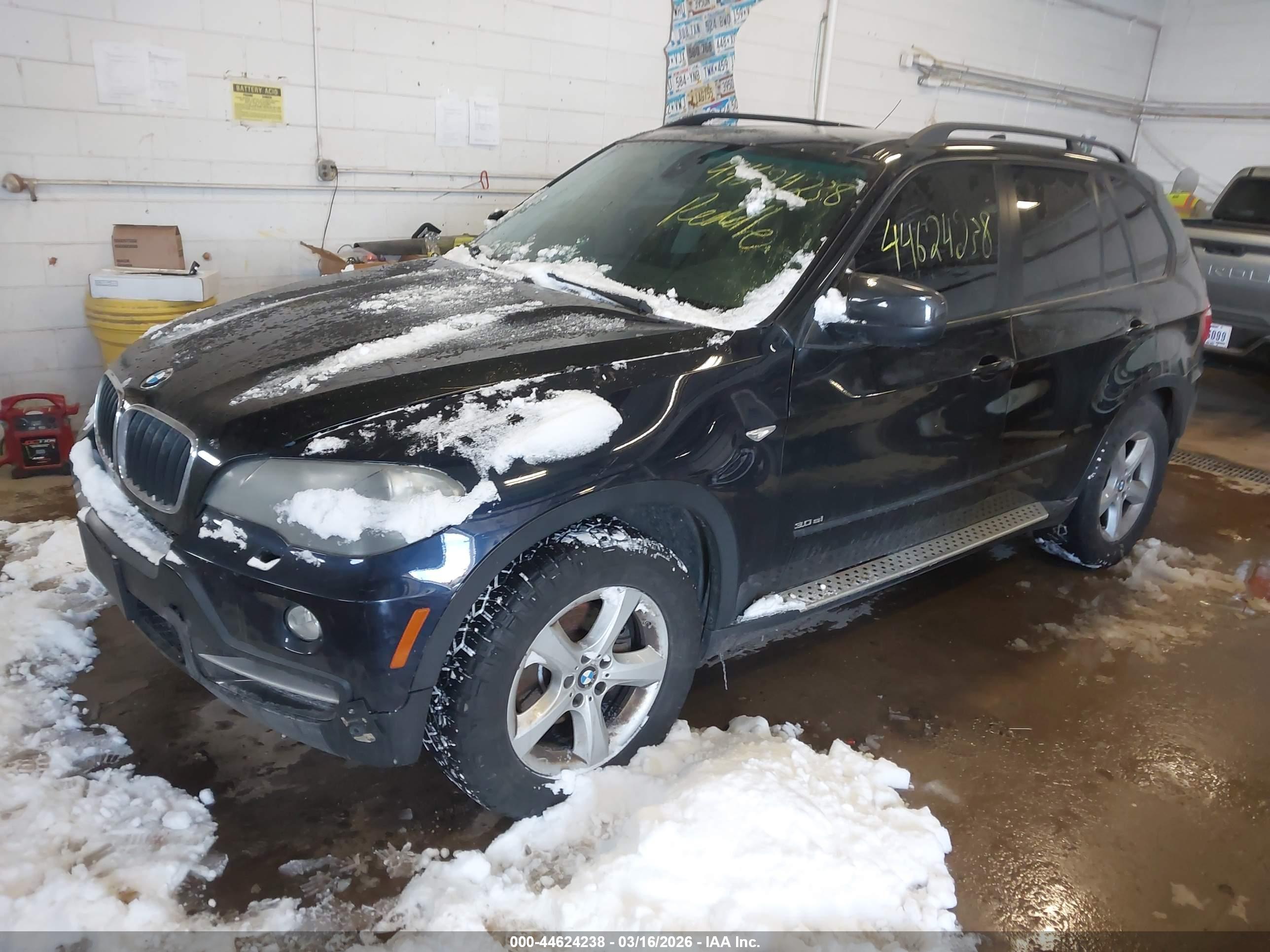 BMW X5 image 2