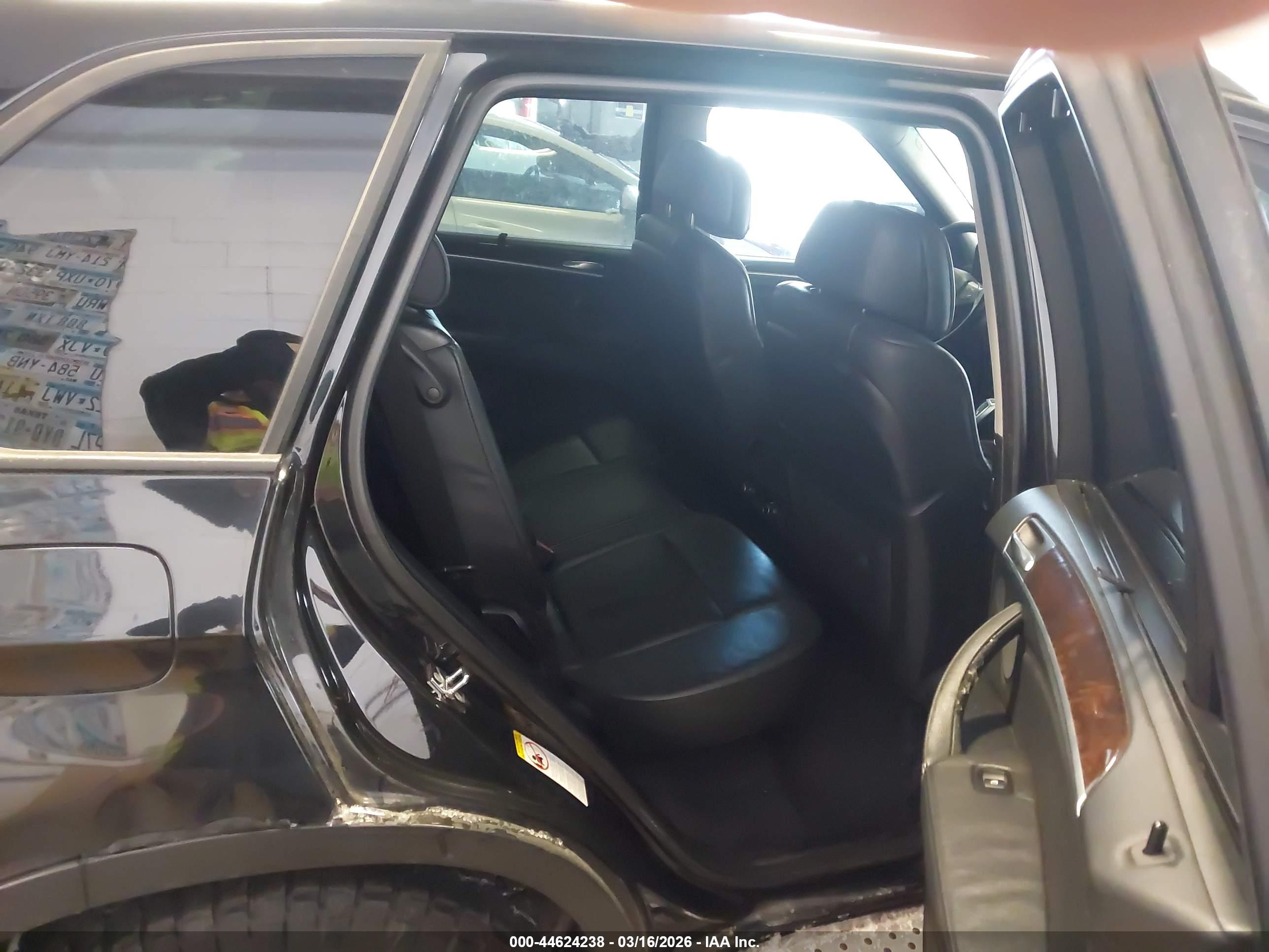 BMW X5 image 8