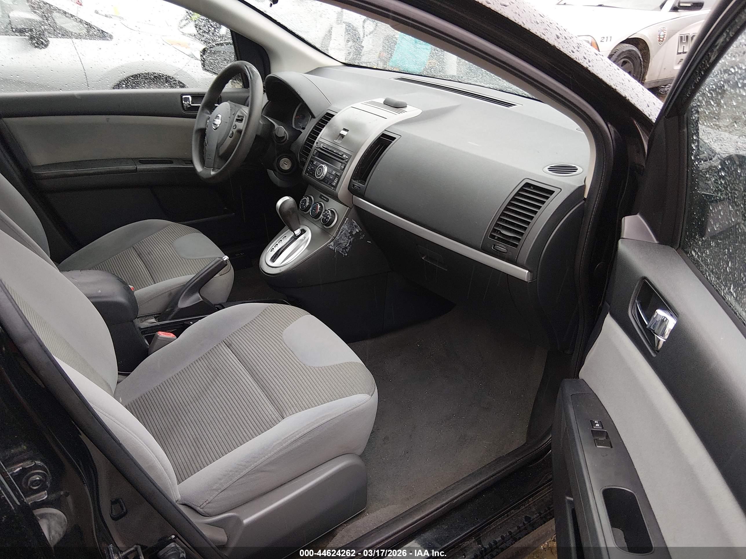 NISSAN SENTRA image 5