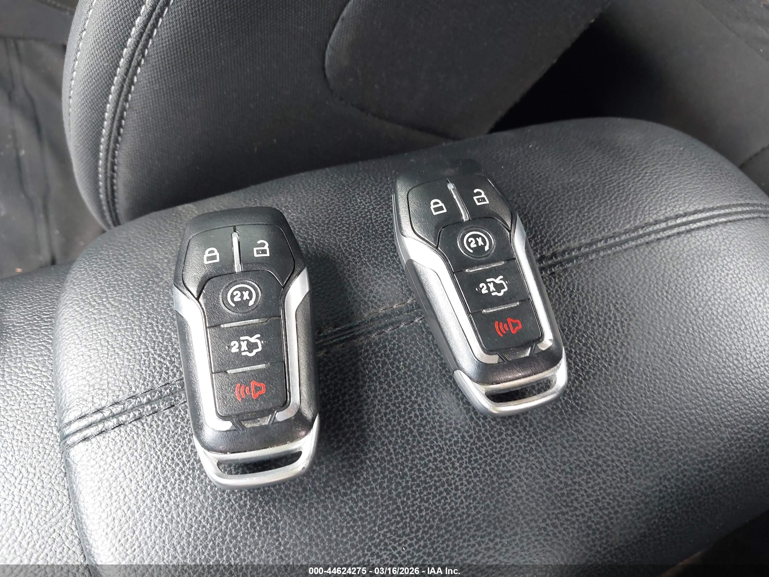 FORD MUSTANG image 11