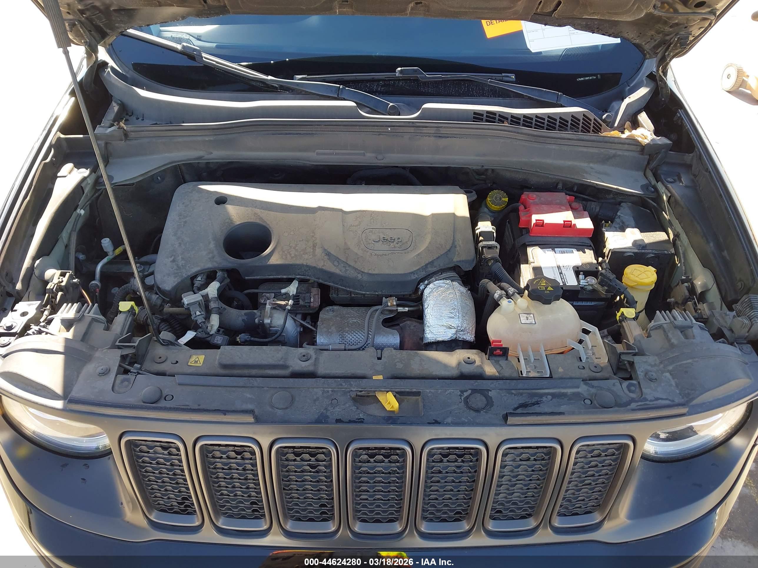 JEEP RENEGADE image 10