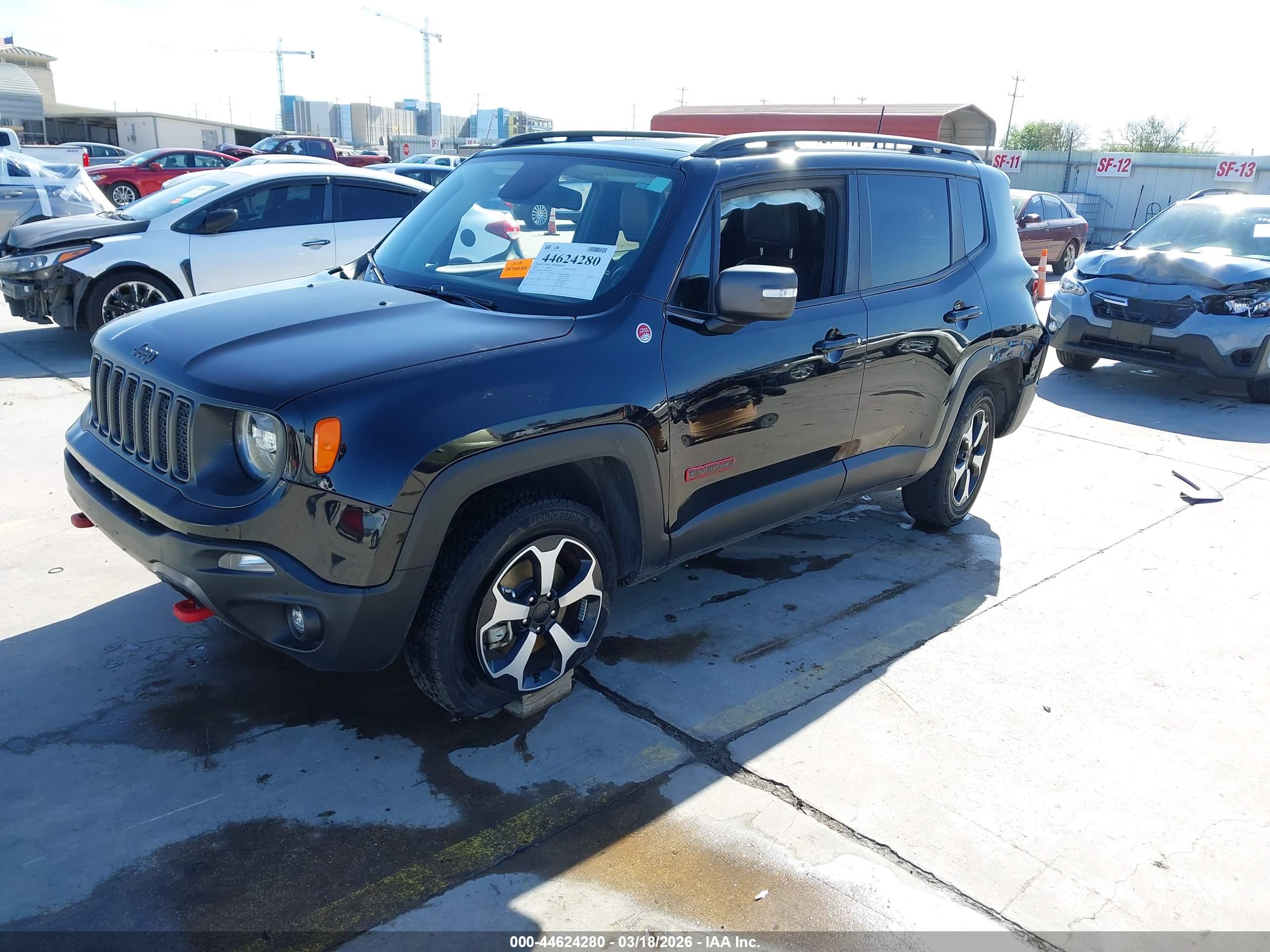 JEEP RENEGADE image 2