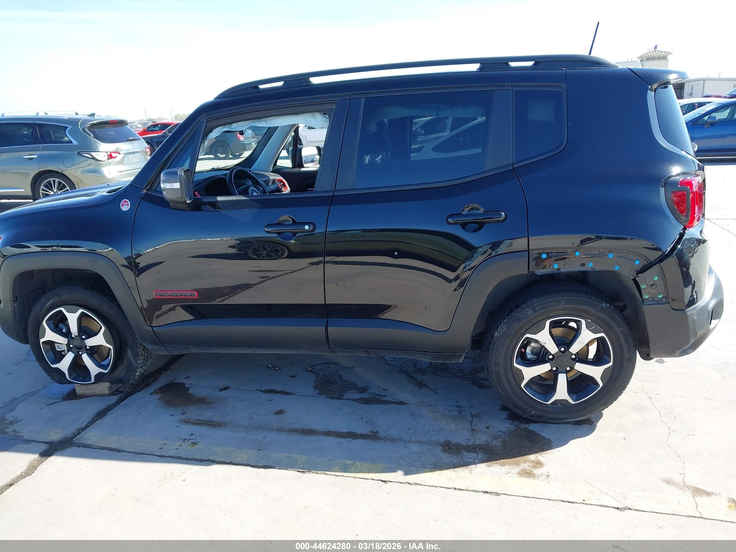 JEEP RENEGADE image 6