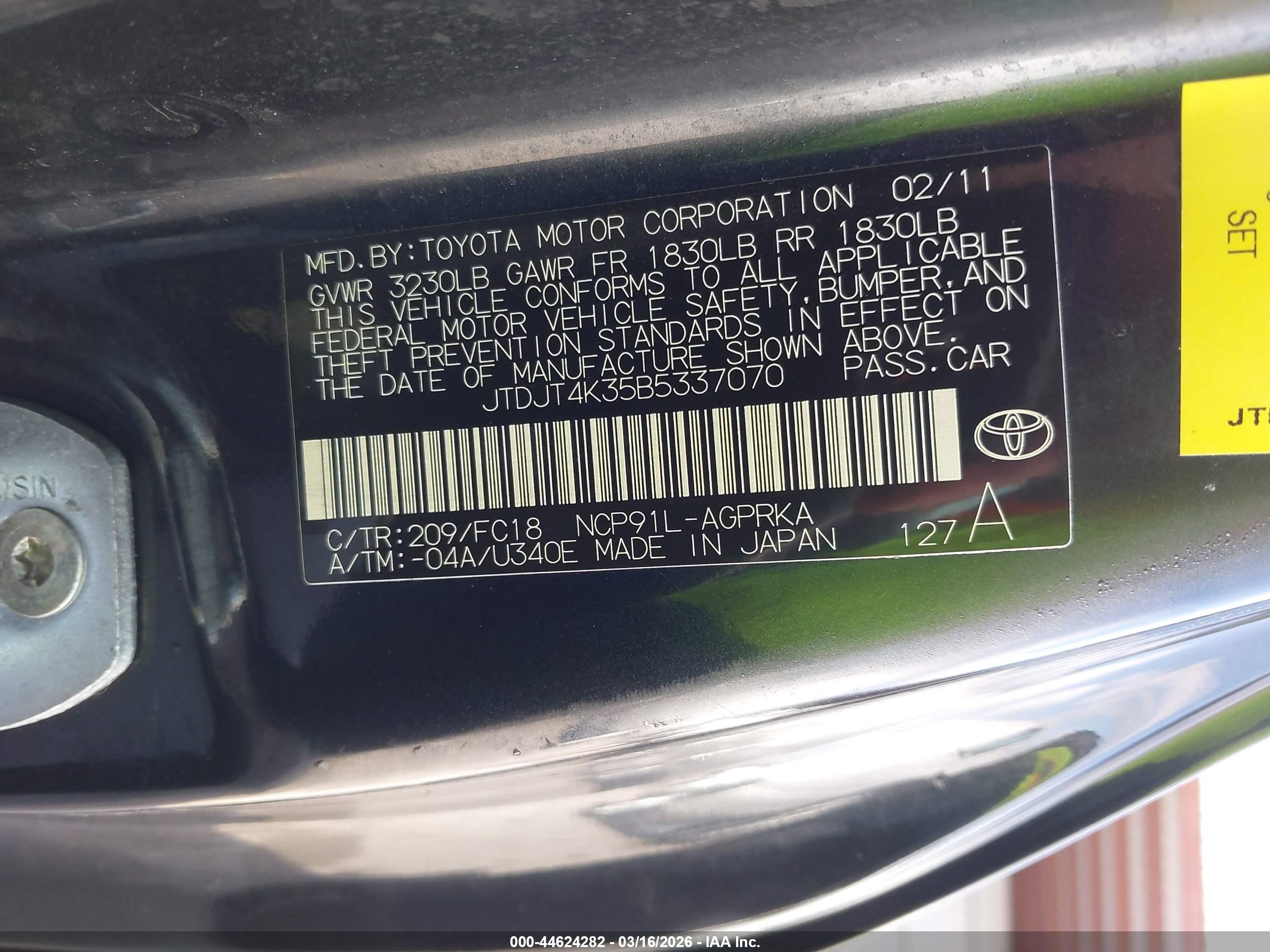 TOYOTA YARIS image 9