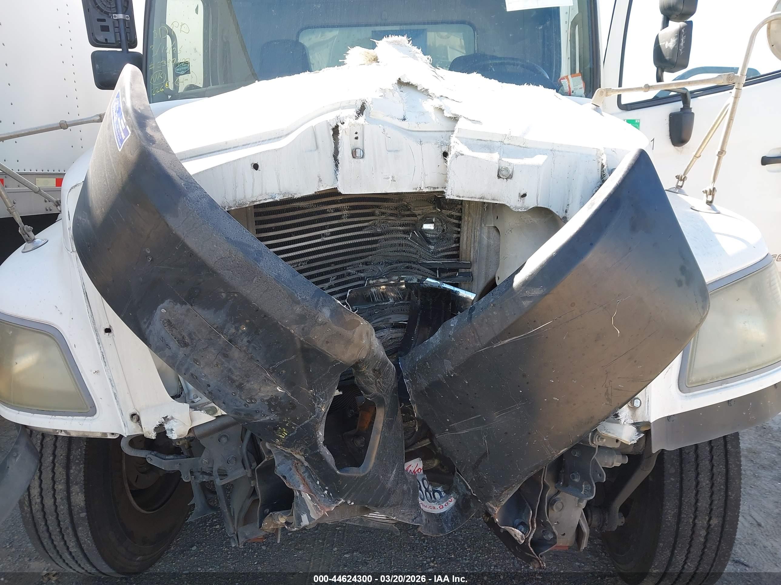 HINO 258/268 image 6