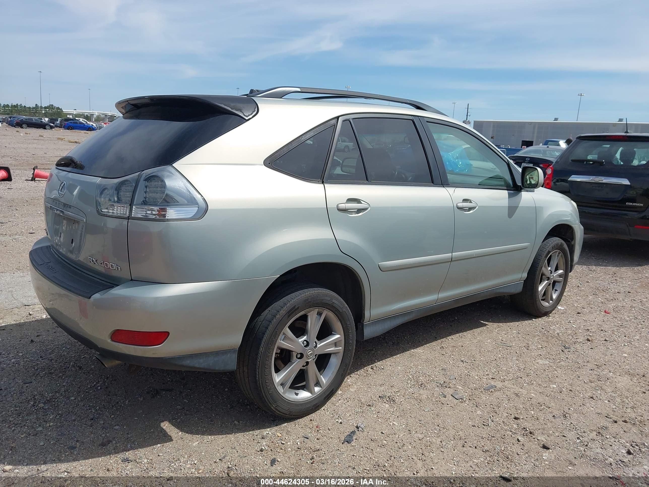 LEXUS RX image 4