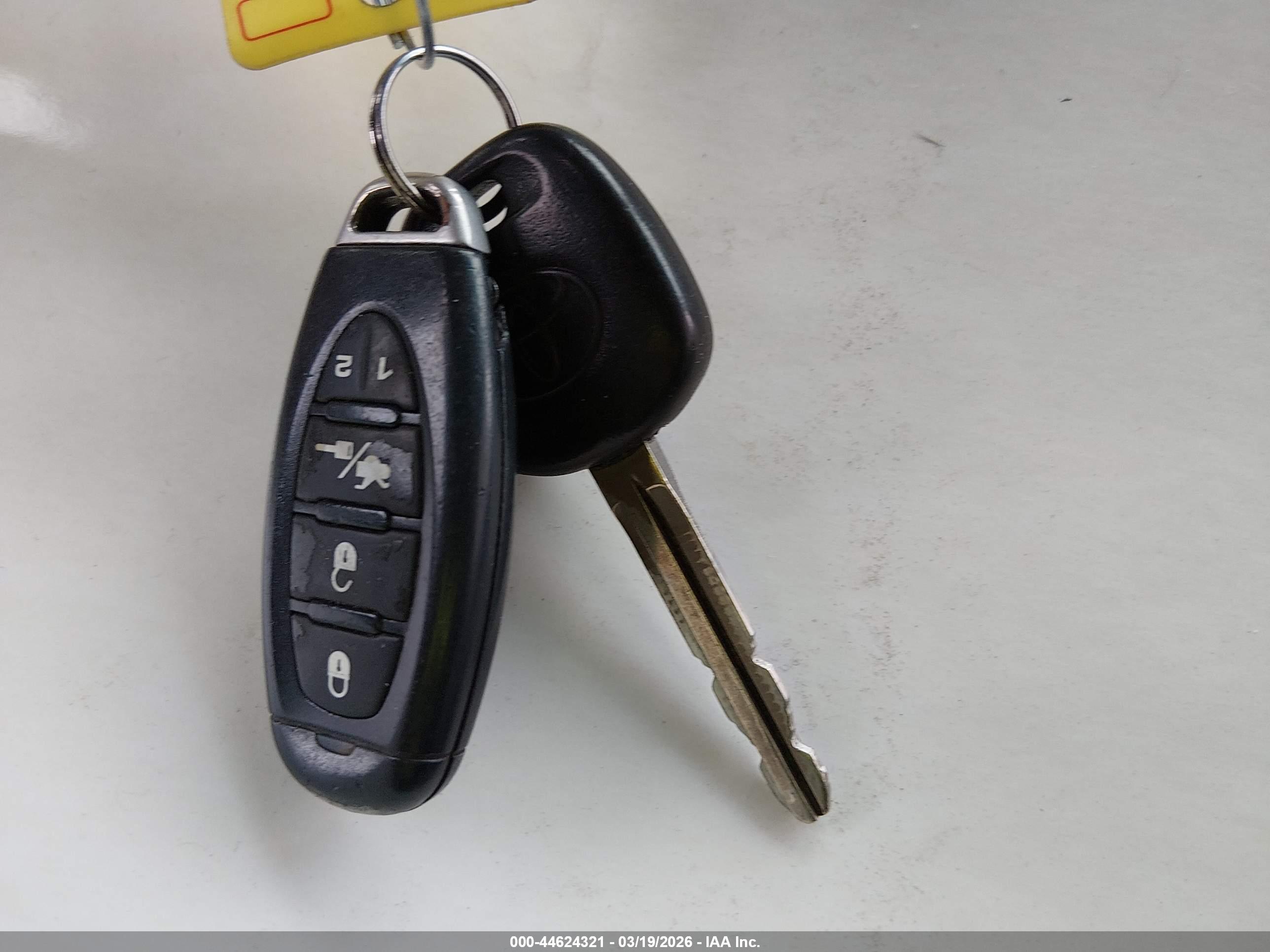 TOYOTA SIENNA image 11
