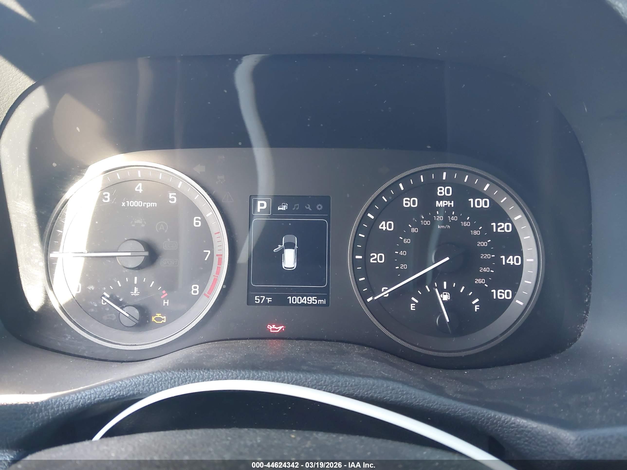 HYUNDAI TUCSON image 7