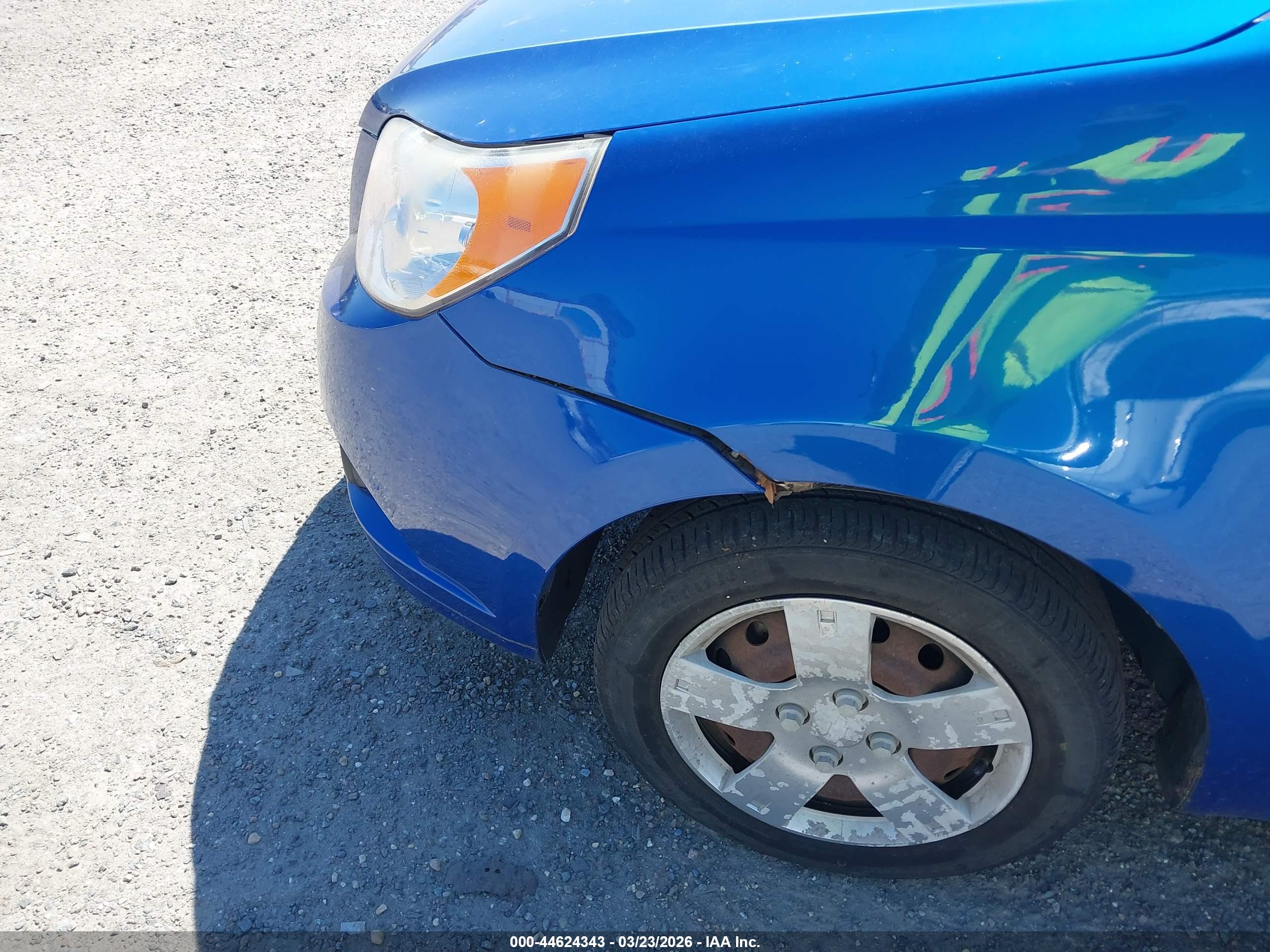 CHEVROLET AVEO image 6