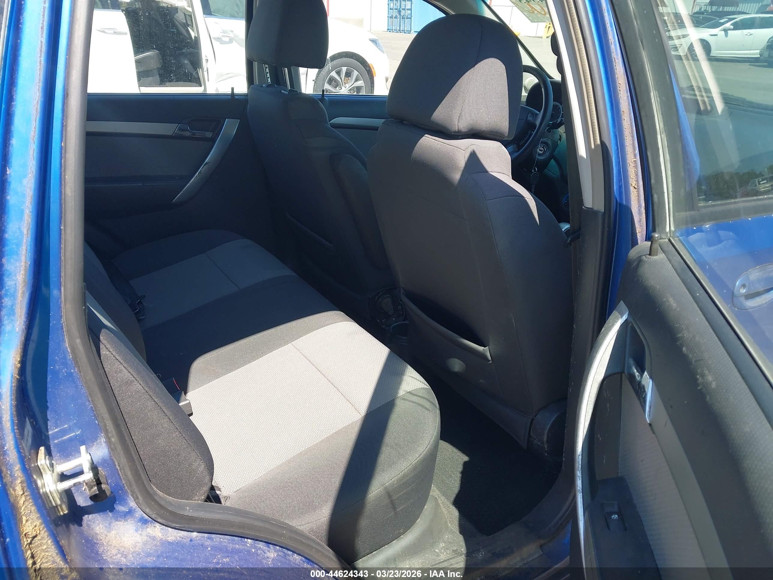 CHEVROLET AVEO image 8