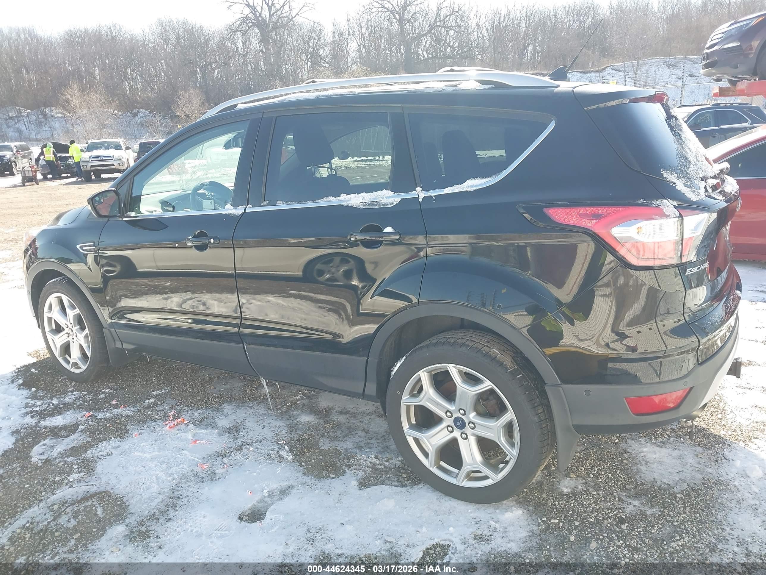 FORD ESCAPE image 3