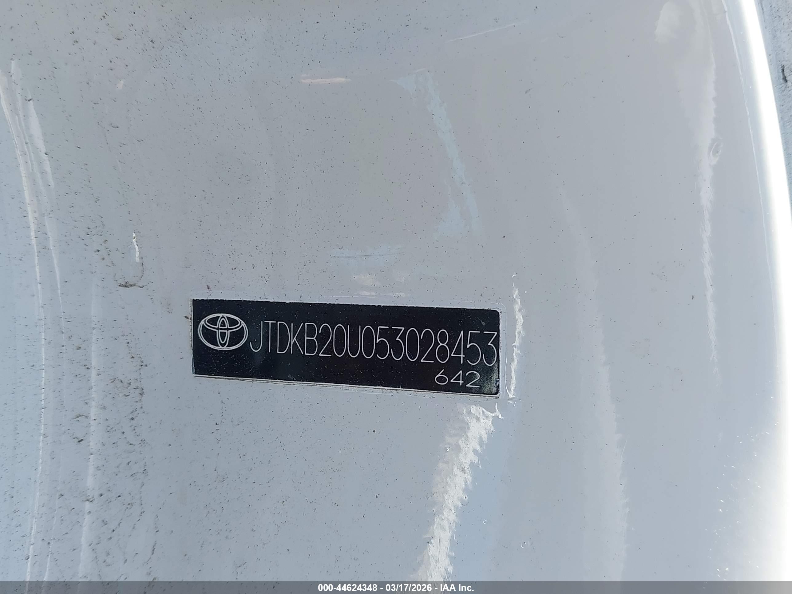 TOYOTA PRIUS image 9