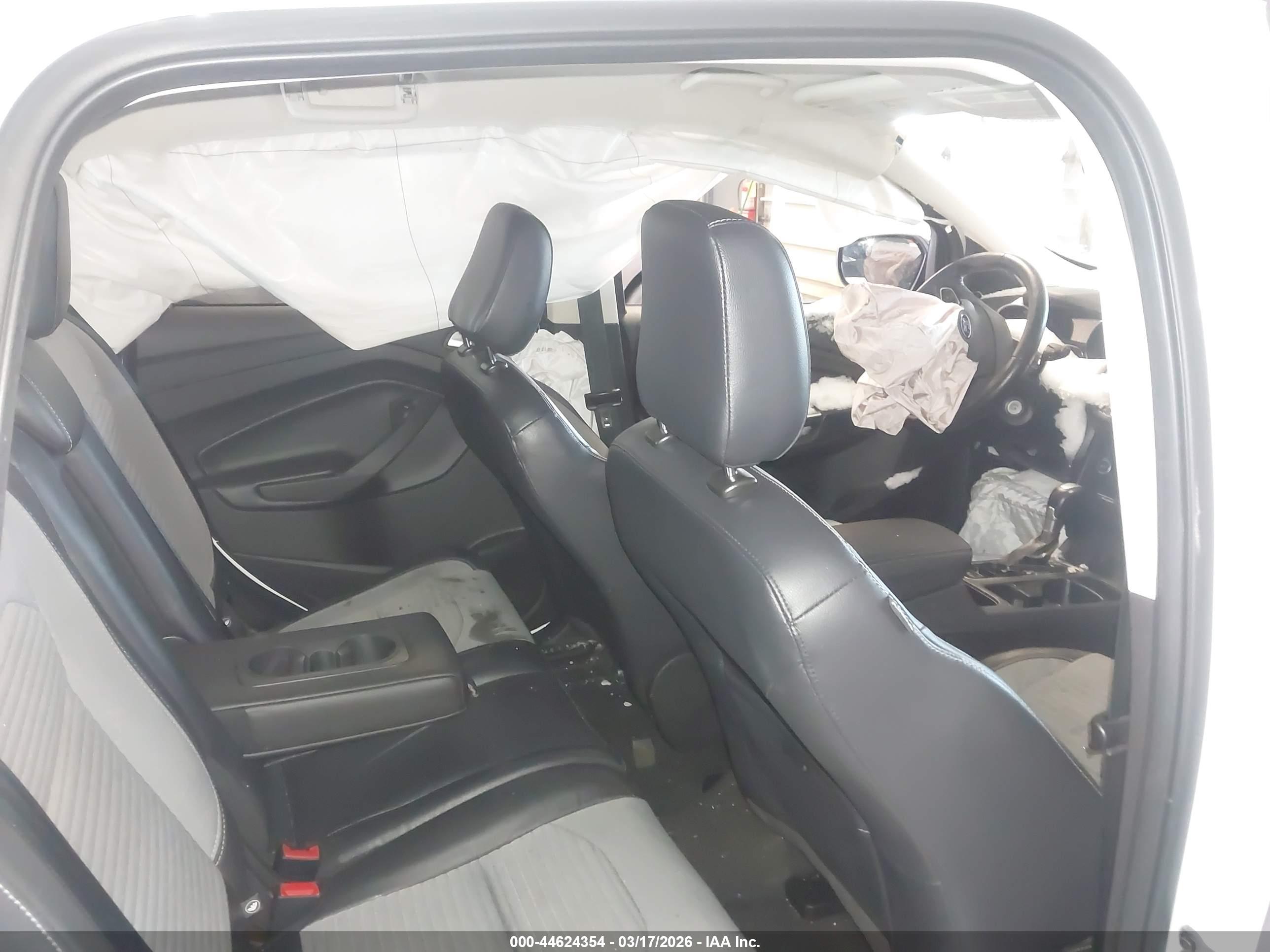 FORD ESCAPE image 8