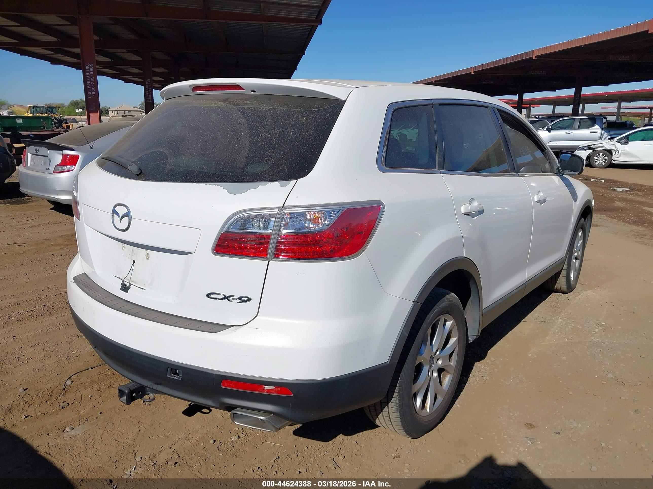 MAZDA CX-9 image 4