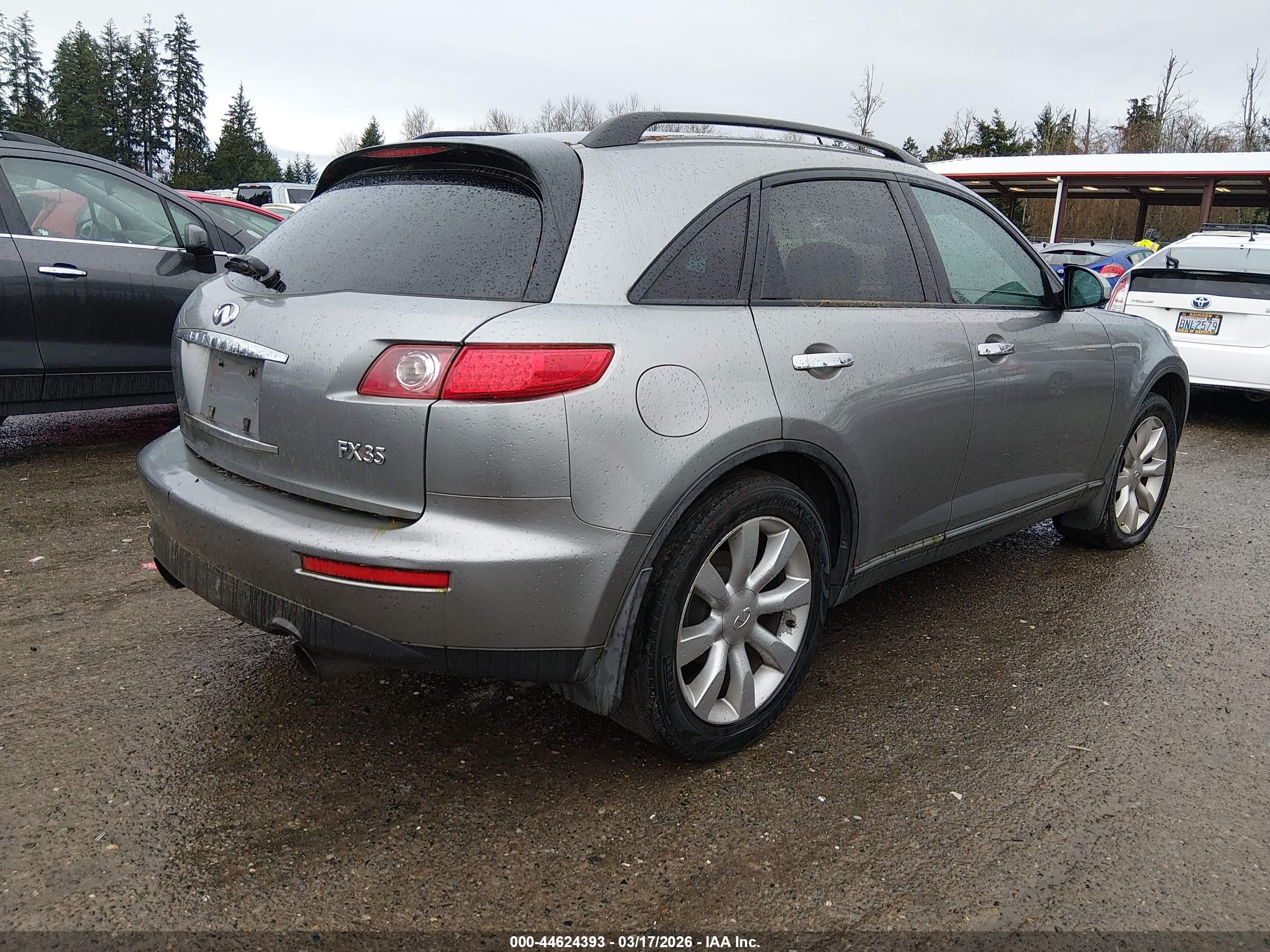 INFINITI FX35 image 4