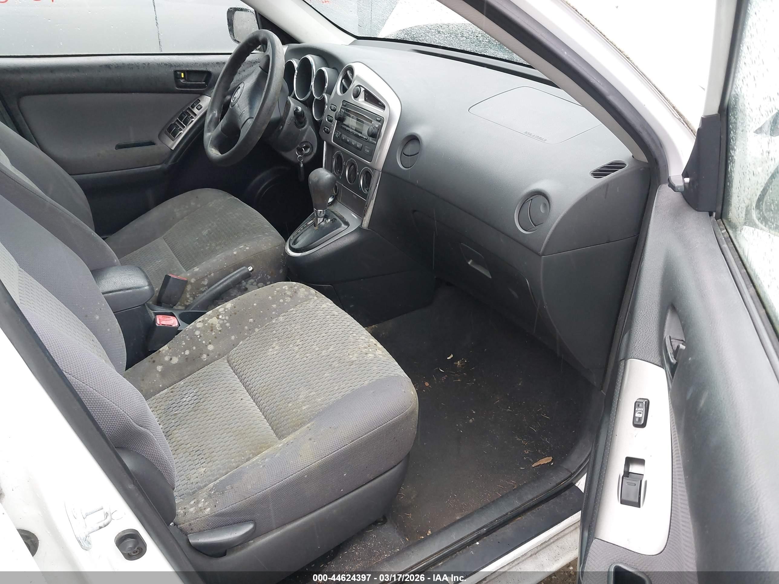 TOYOTA MATRIX image 5
