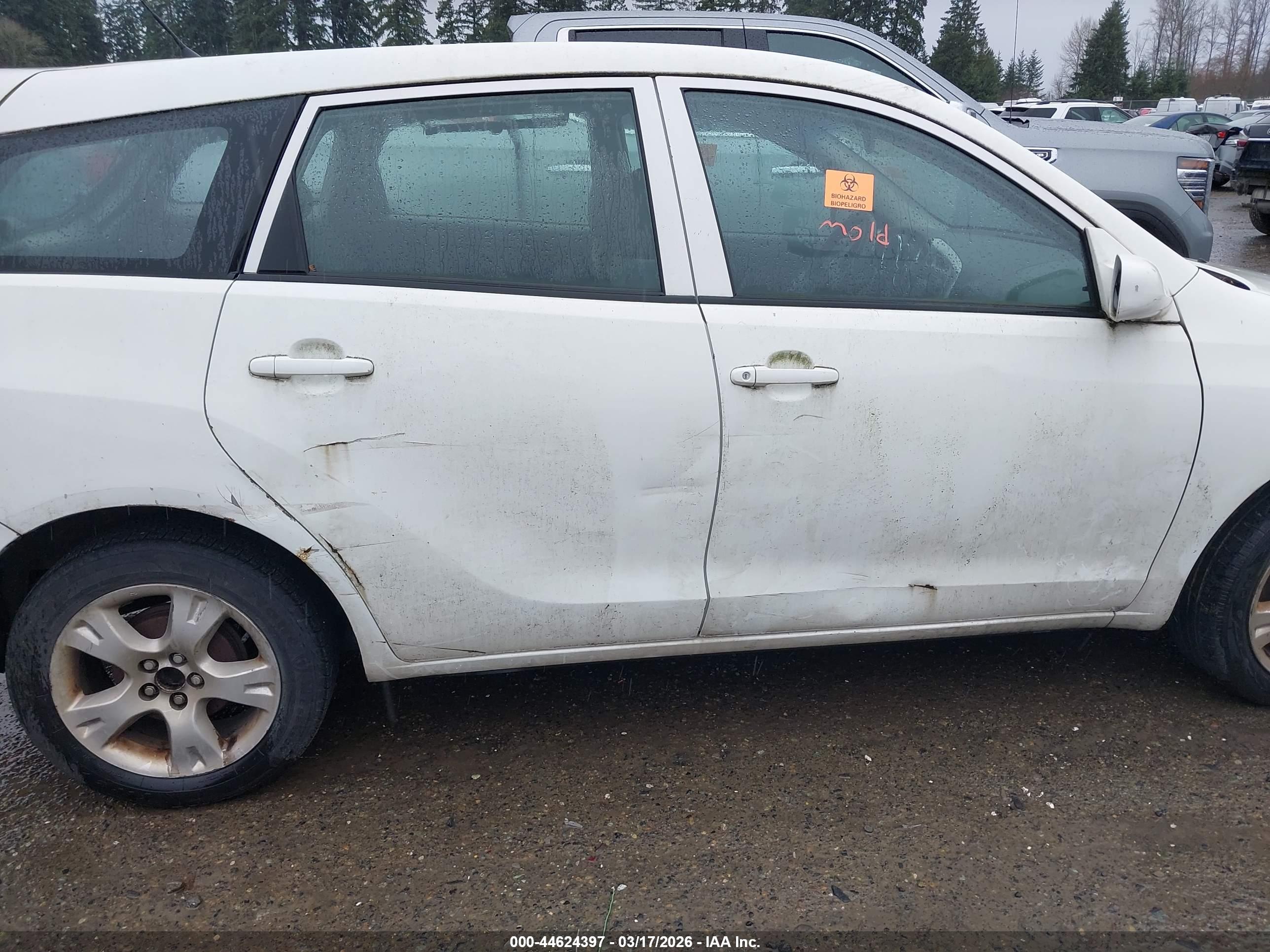 TOYOTA MATRIX image 6