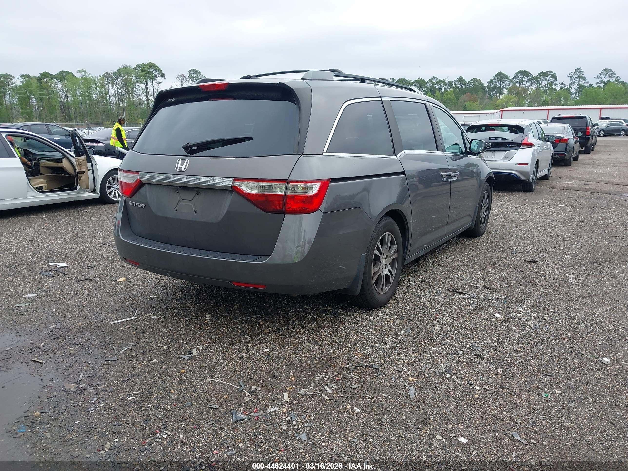 HONDA ODYSSEY image 4