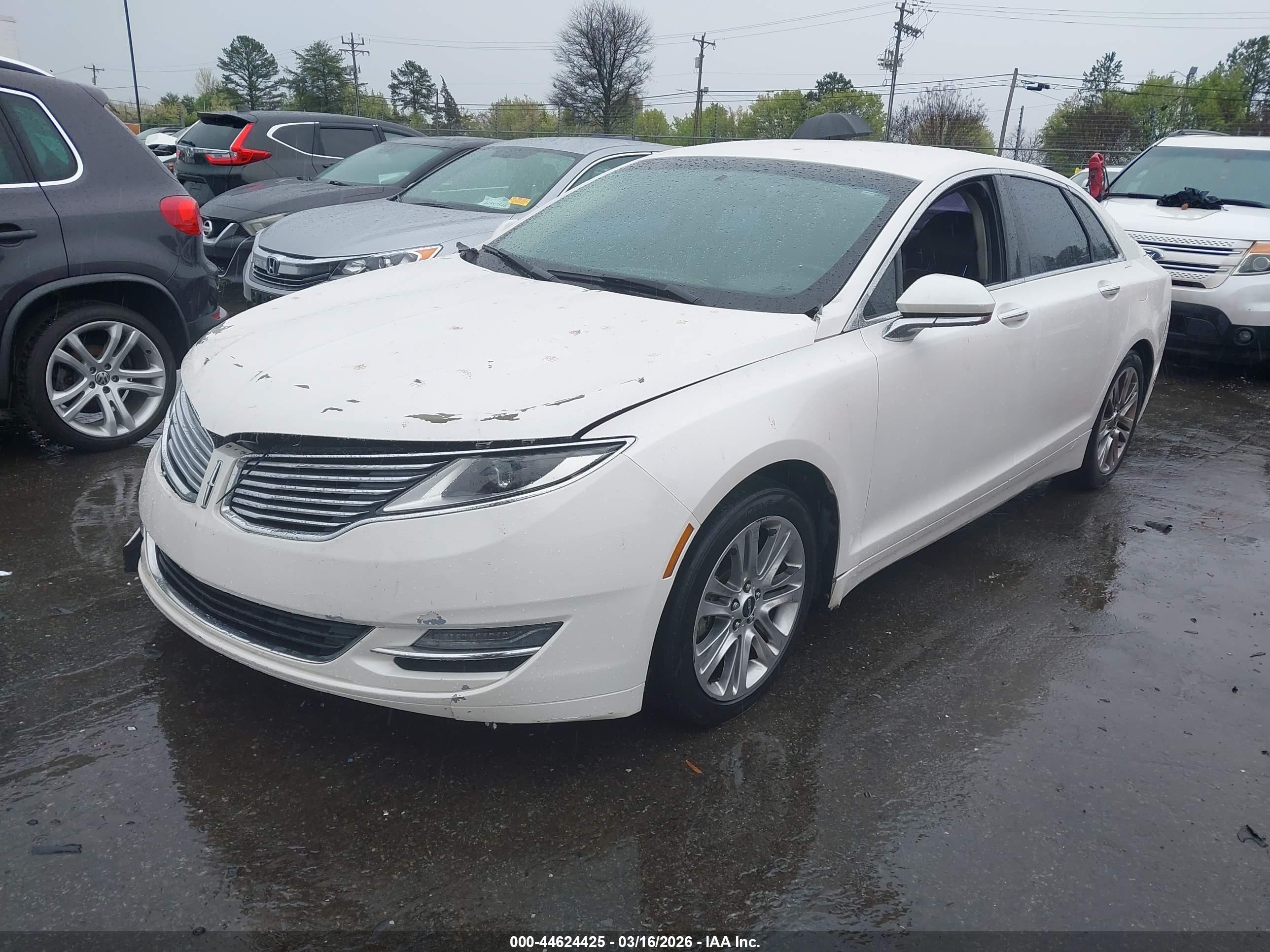 LINCOLN MKZ image 2