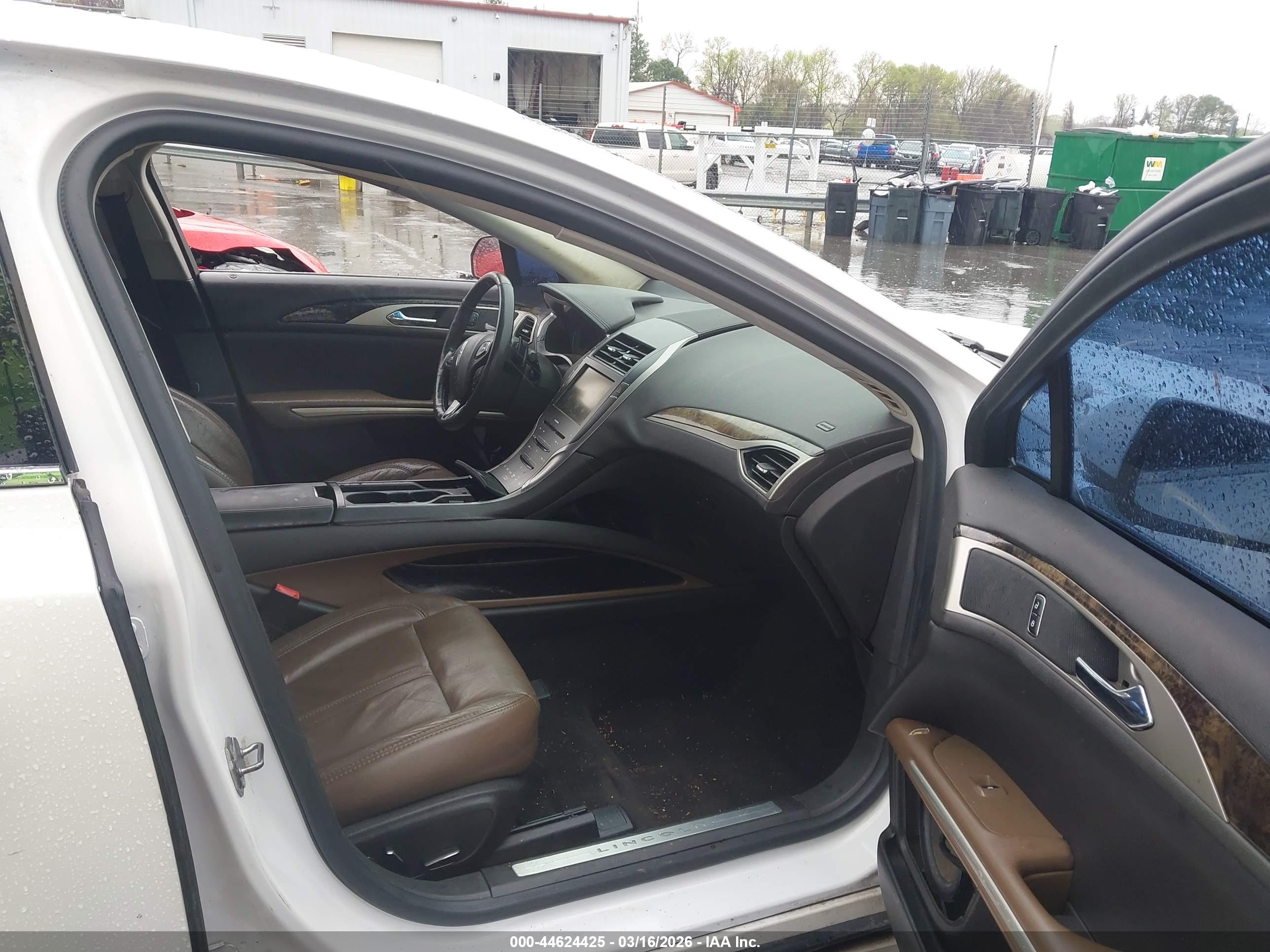 LINCOLN MKZ image 5